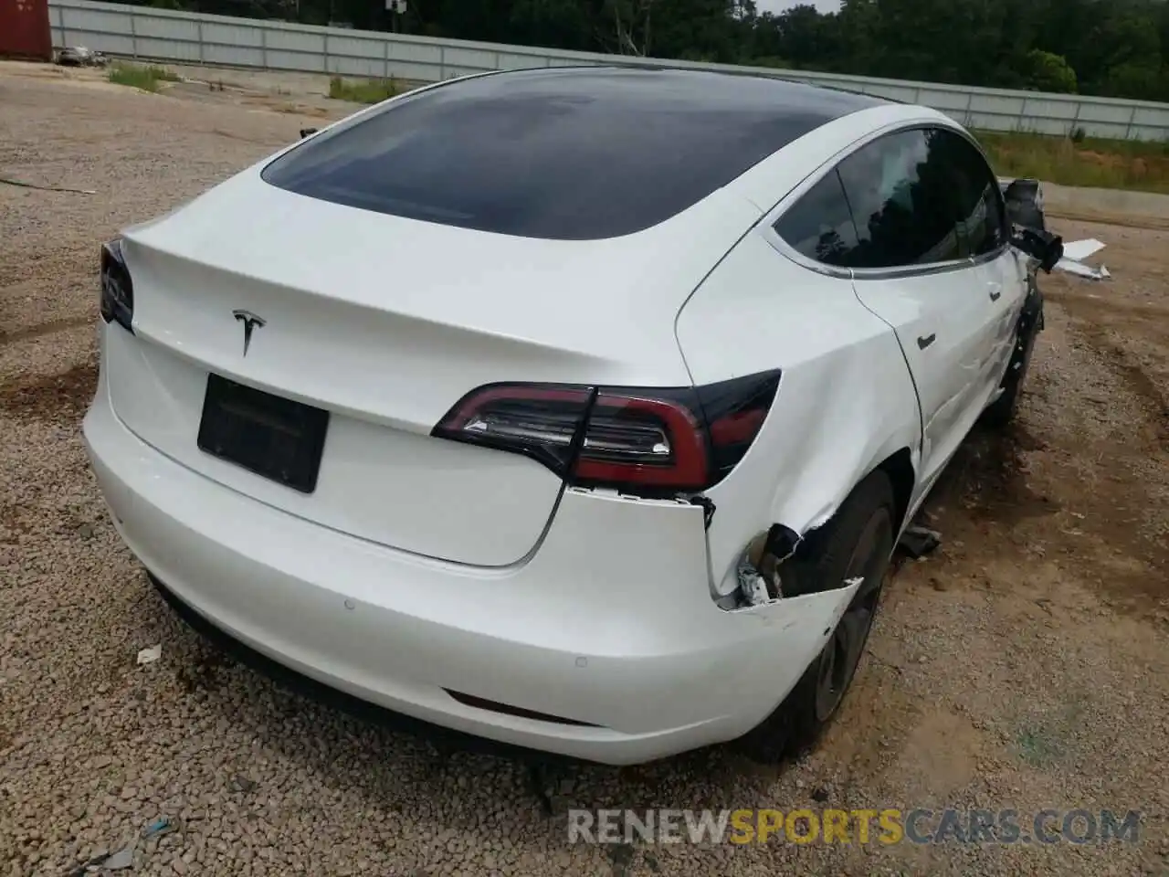 4 Photograph of a damaged car 5YJ3E1EA4KF484460 TESLA MODEL 3 2019