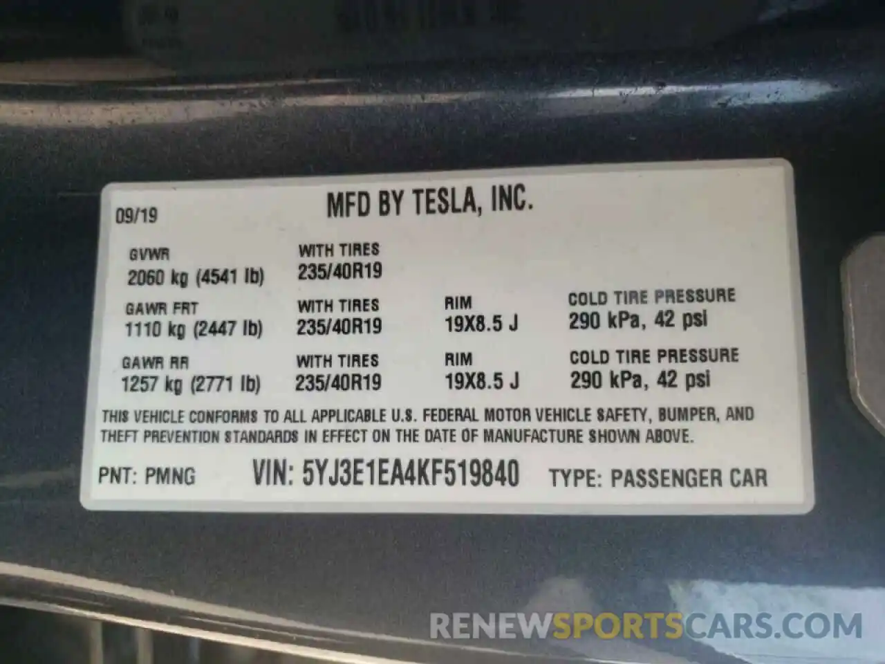 10 Photograph of a damaged car 5YJ3E1EA4KF519840 TESLA MODEL 3 2019