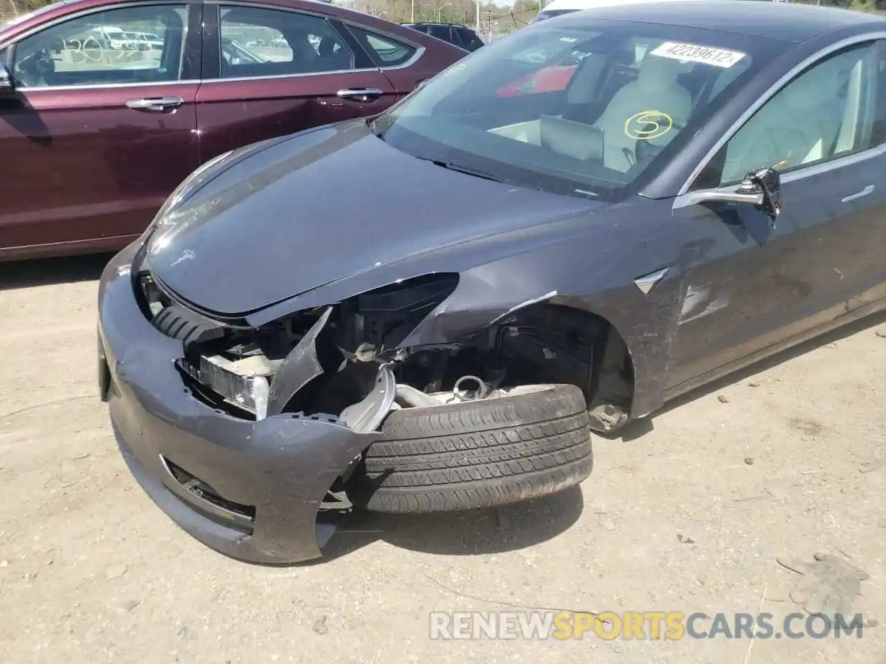 9 Photograph of a damaged car 5YJ3E1EA4KF519840 TESLA MODEL 3 2019