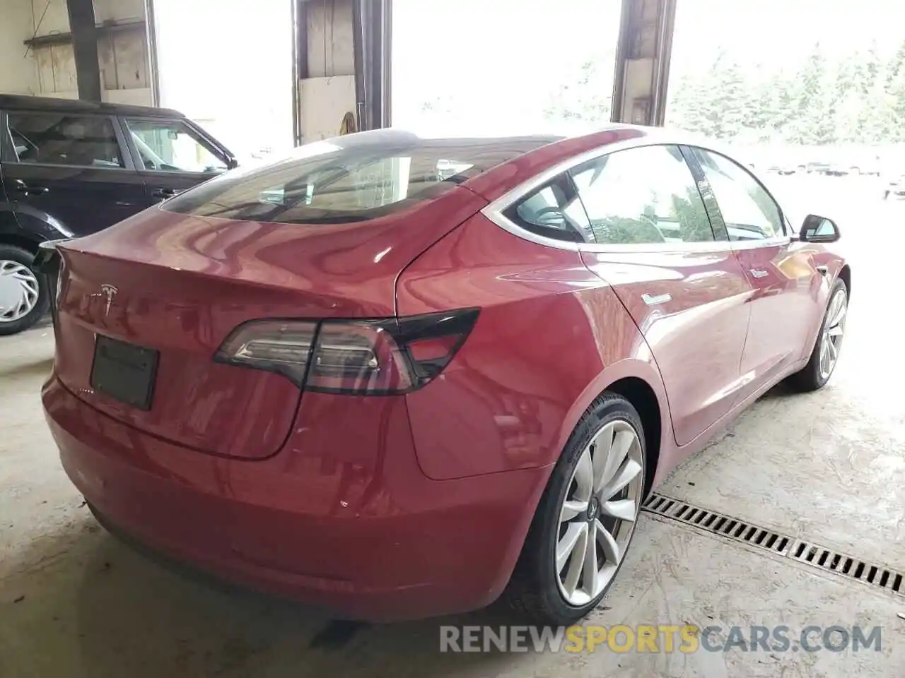 4 Фотография поврежденного автомобиля 5YJ3E1EA4KF537030 TESLA MODEL 3 2019