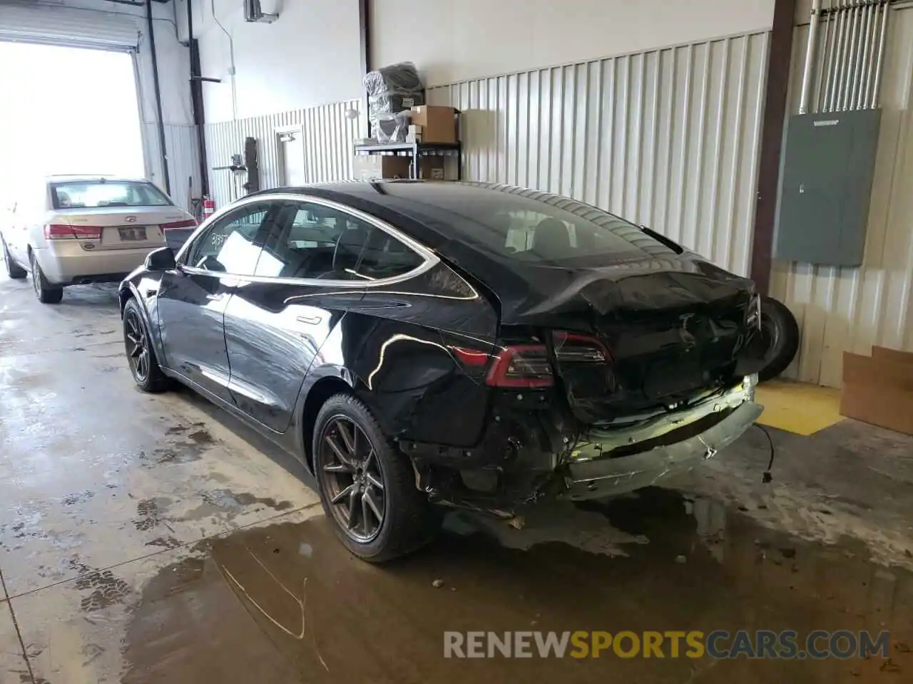 3 Photograph of a damaged car 5YJ3E1EA5KF190033 TESLA MODEL 3 2019