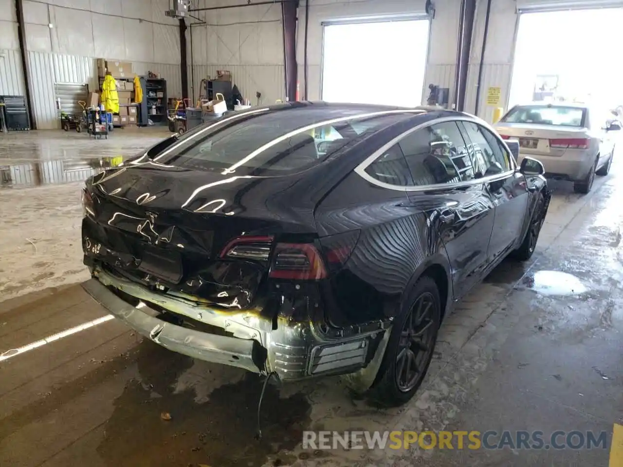 4 Photograph of a damaged car 5YJ3E1EA5KF190033 TESLA MODEL 3 2019