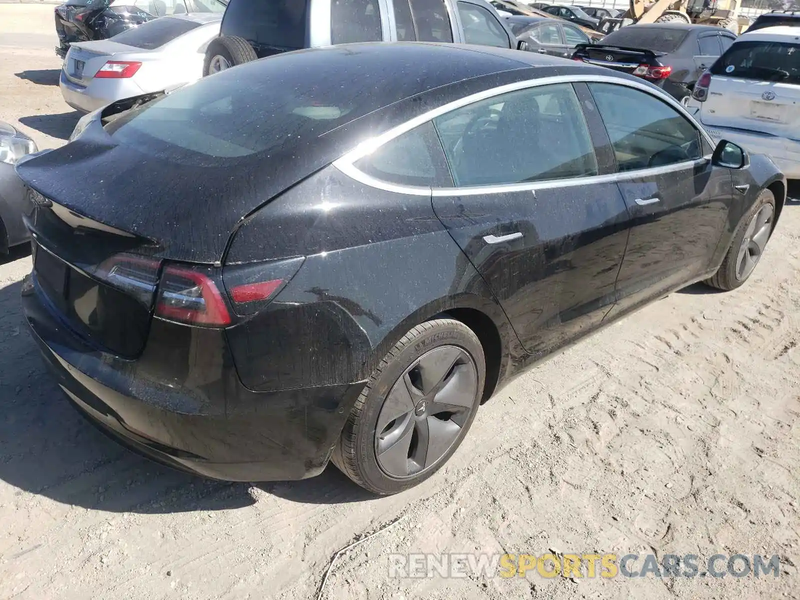 4 Photograph of a damaged car 5YJ3E1EA5KF192896 TESLA MODEL 3 2019