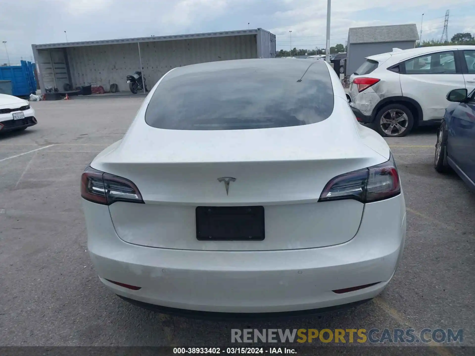 17 Photograph of a damaged car 5YJ3E1EA5KF208319 TESLA MODEL 3 2019