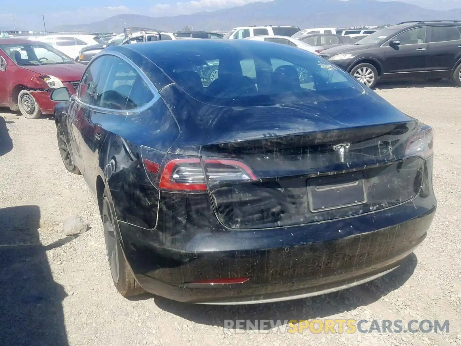 3 Photograph of a damaged car 5YJ3E1EA5KF296594 TESLA MODEL 3 2019