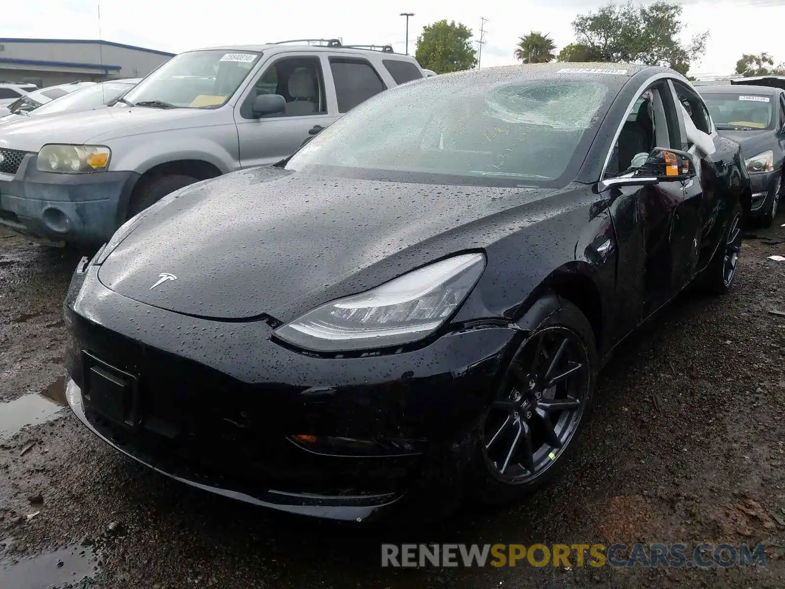 2 Photograph of a damaged car 5YJ3E1EA5KF304886 TESLA MODEL 3 2019