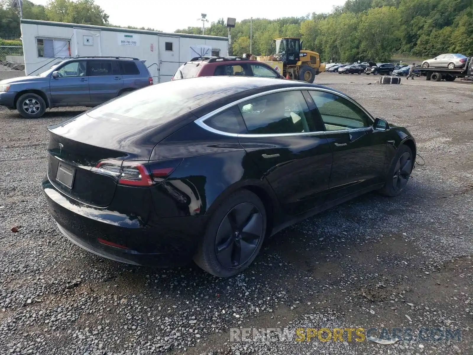 4 Photograph of a damaged car 5YJ3E1EA5KF306461 TESLA MODEL 3 2019