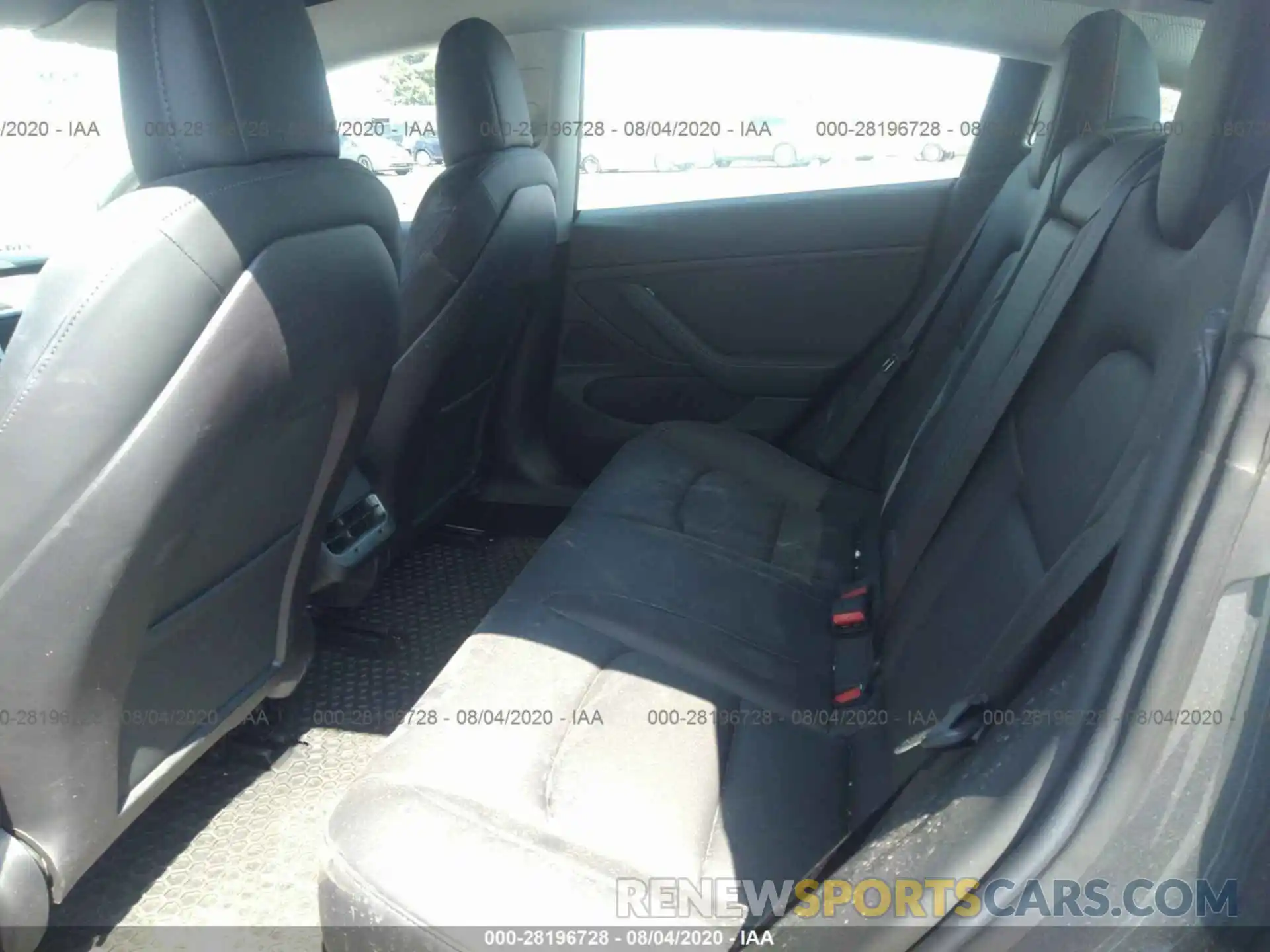 8 Photograph of a damaged car 5YJ3E1EA5KF325527 TESLA MODEL 3 2019