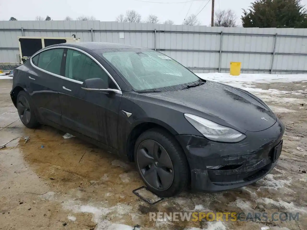 4 Фотография поврежденного автомобиля 5YJ3E1EA5KF395917 TESLA MODEL 3 2019