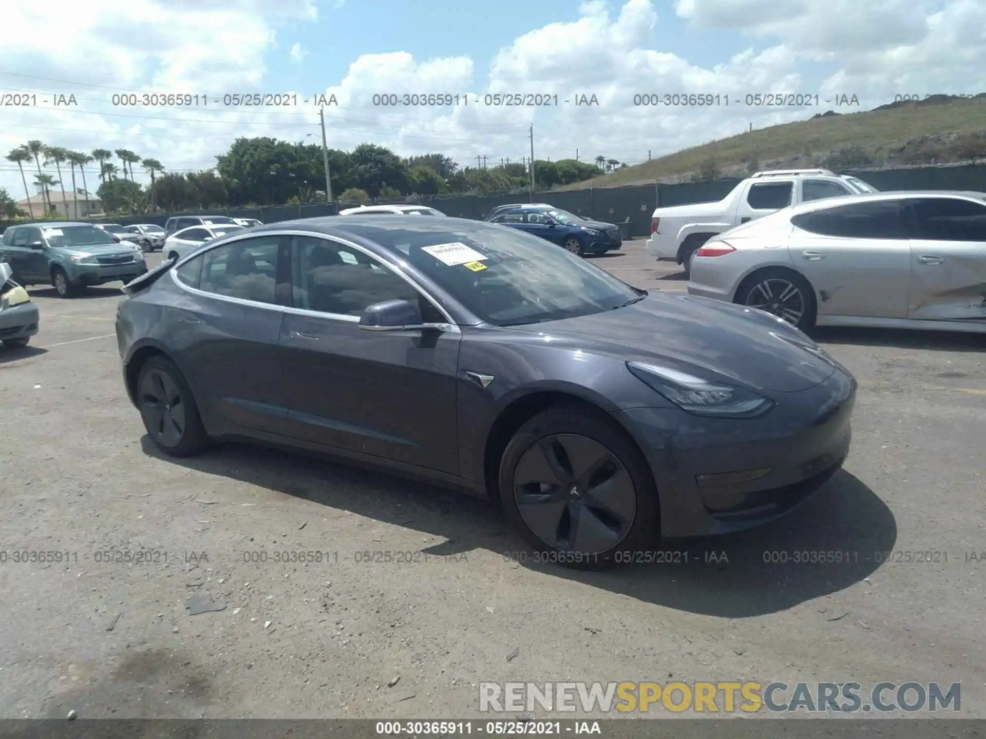 1 Photograph of a damaged car 5YJ3E1EA5KF396257 TESLA MODEL 3 2019