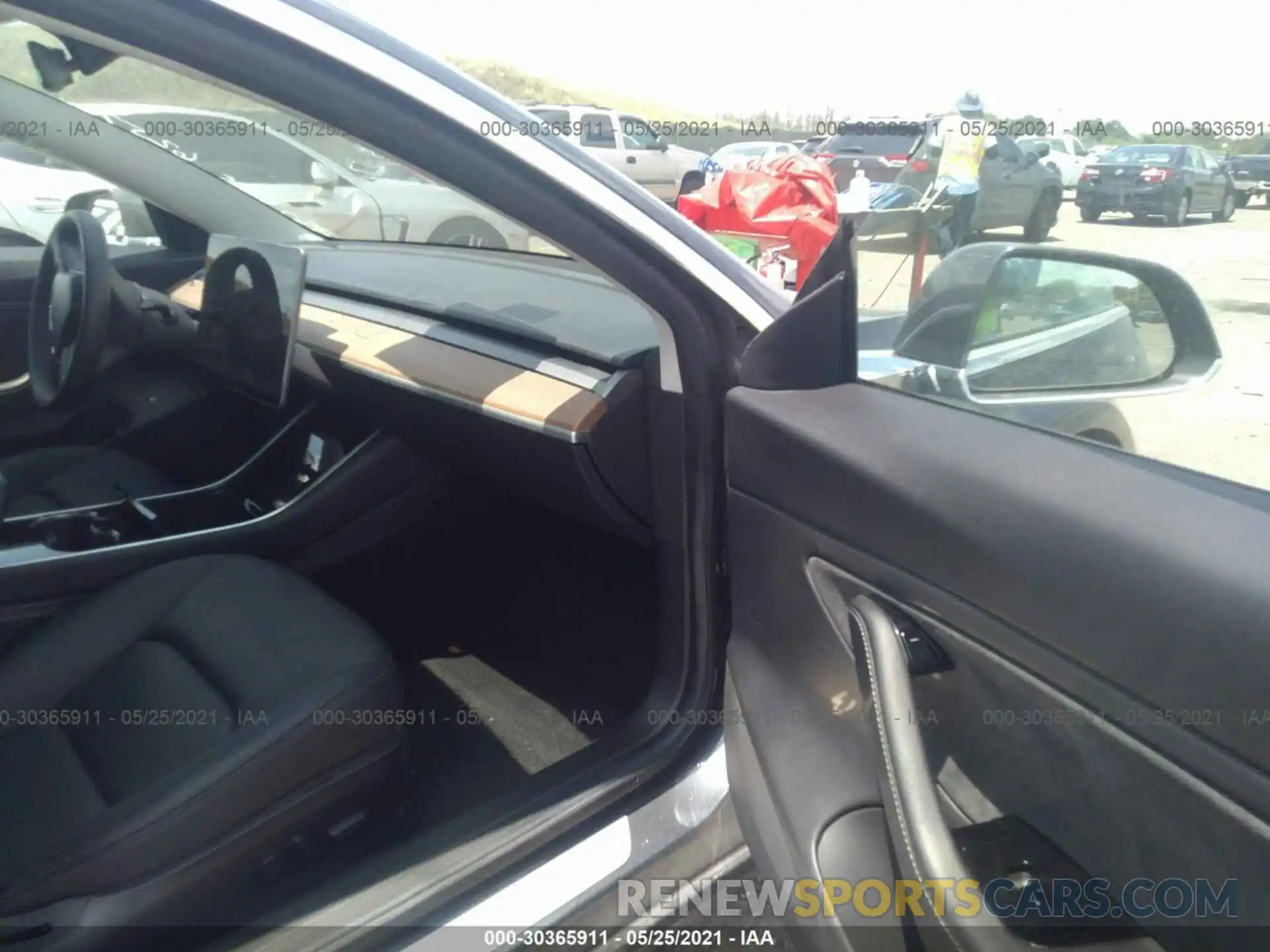 5 Photograph of a damaged car 5YJ3E1EA5KF396257 TESLA MODEL 3 2019