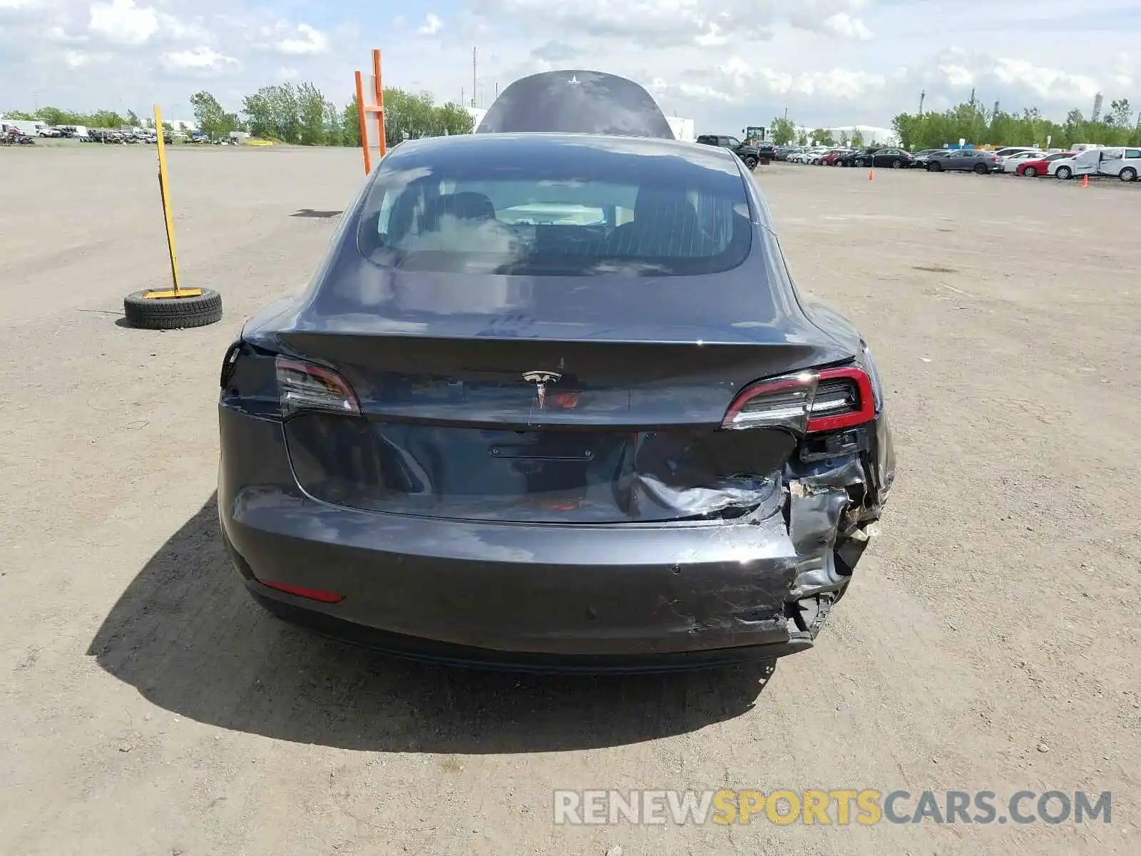 9 Photograph of a damaged car 5YJ3E1EA5KF396436 TESLA MODEL 3 2019