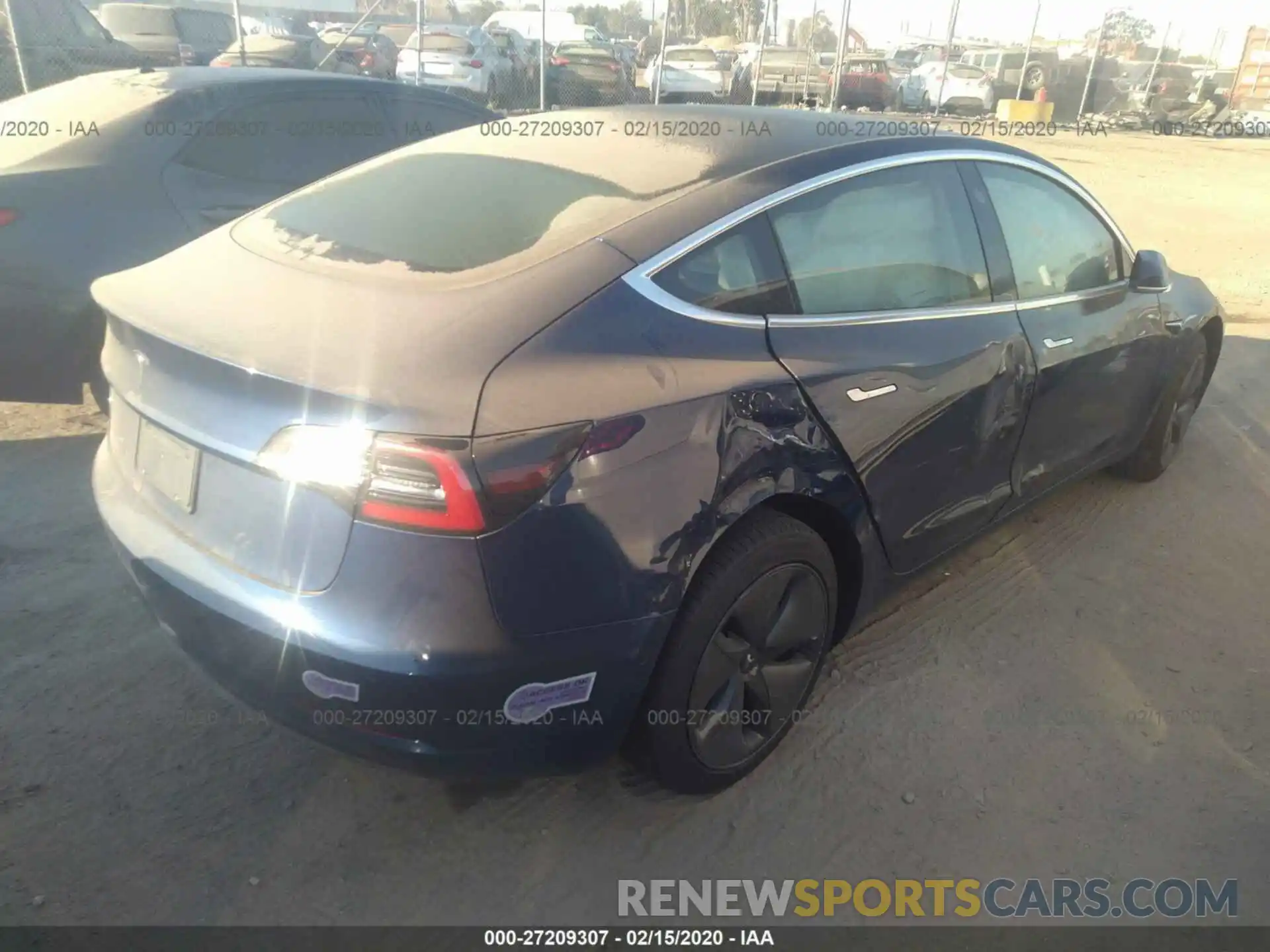 4 Photograph of a damaged car 5YJ3E1EA5KF396694 TESLA MODEL 3 2019