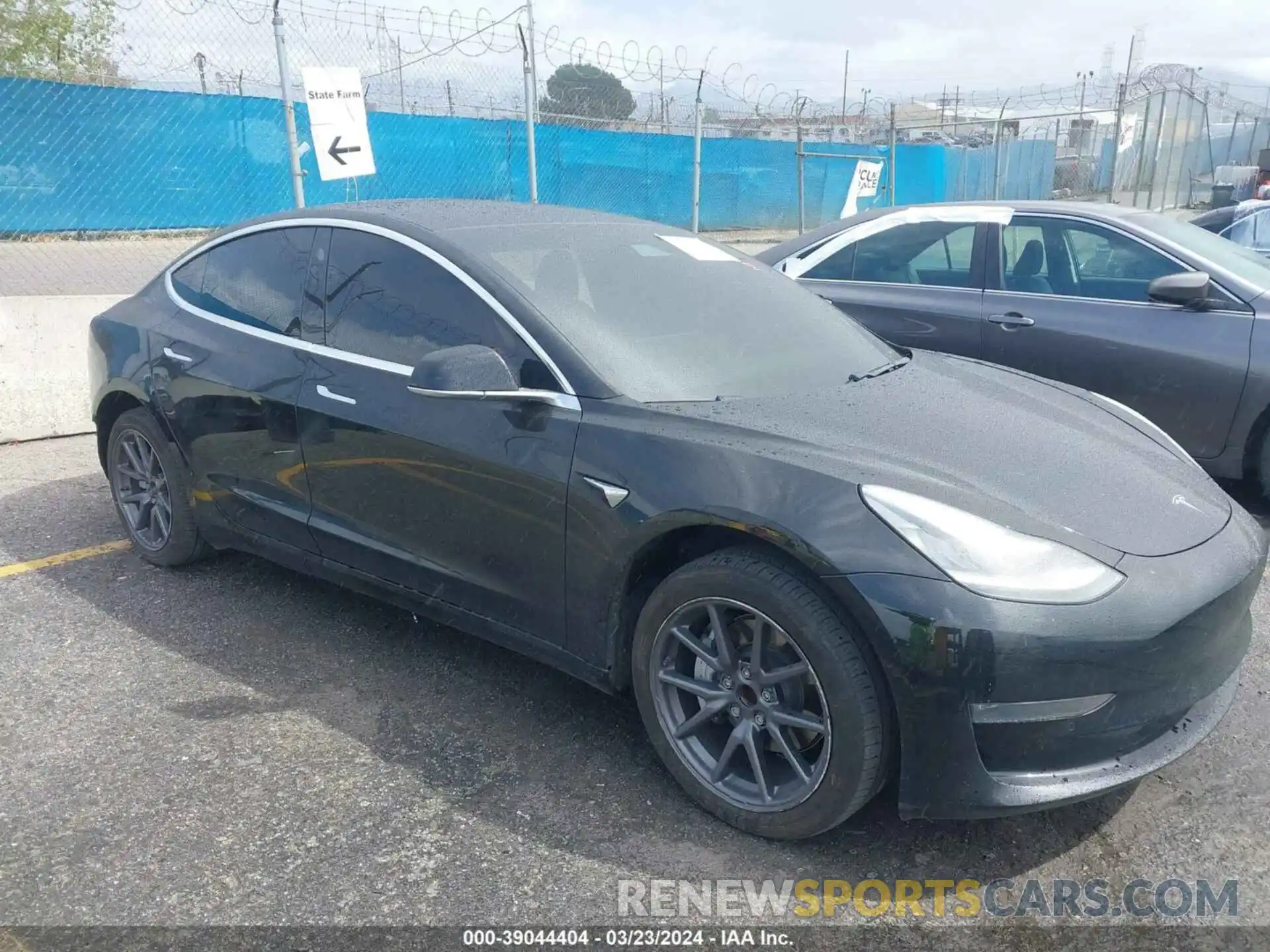 1 Photograph of a damaged car 5YJ3E1EA5KF399353 TESLA MODEL 3 2019