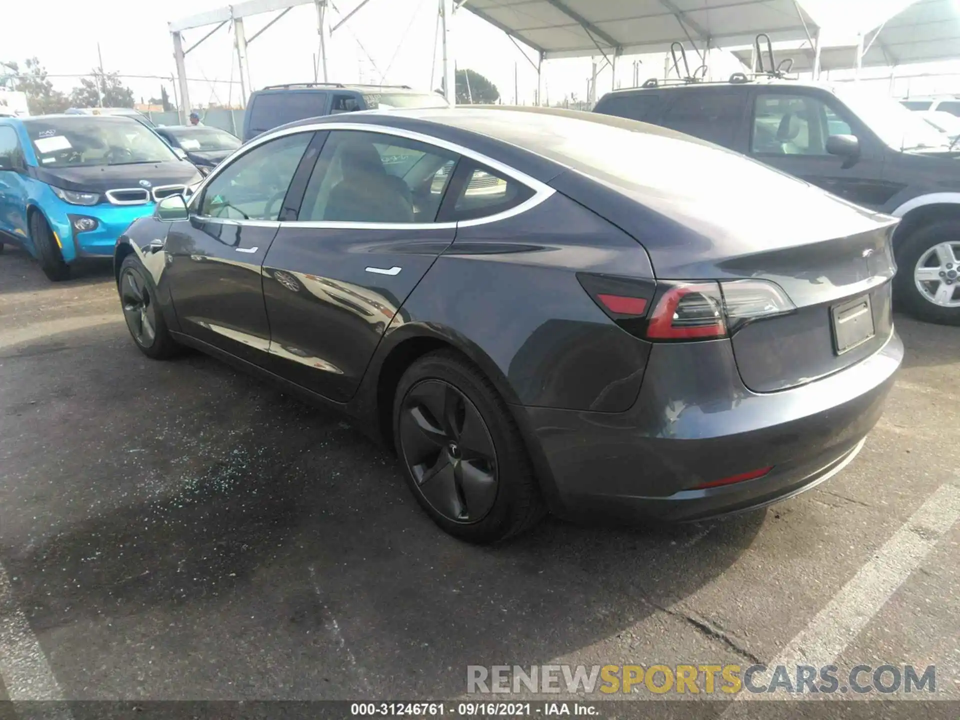 3 Фотография поврежденного автомобиля 5YJ3E1EA5KF400484 TESLA MODEL 3 2019