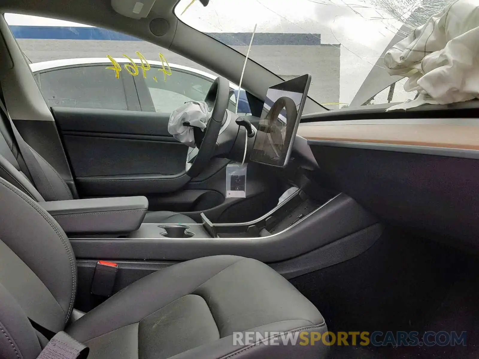 5 Photograph of a damaged car 5YJ3E1EA5KF402218 TESLA MODEL 3 2019