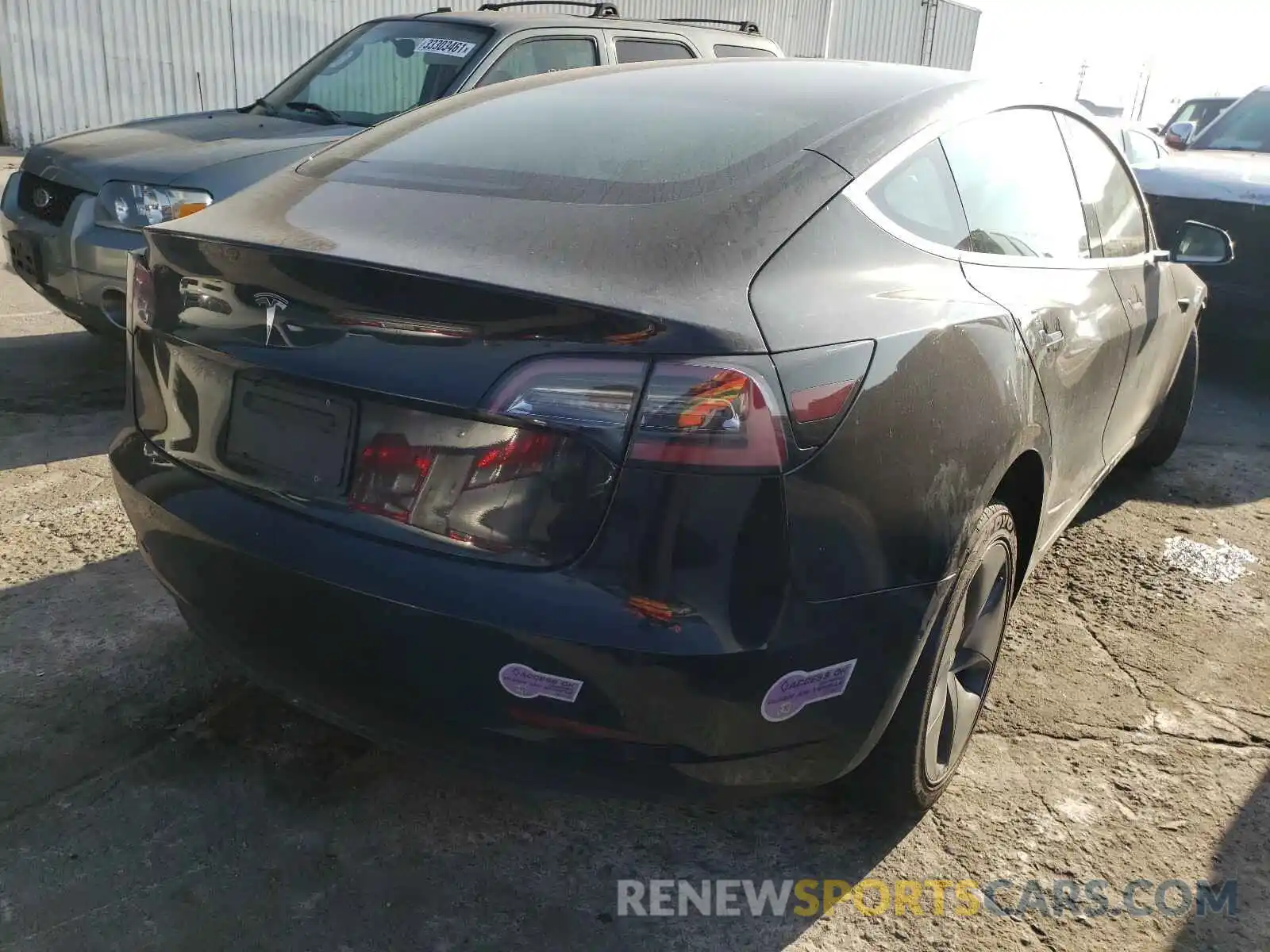 4 Photograph of a damaged car 5YJ3E1EA5KF410304 TESLA MODEL 3 2019