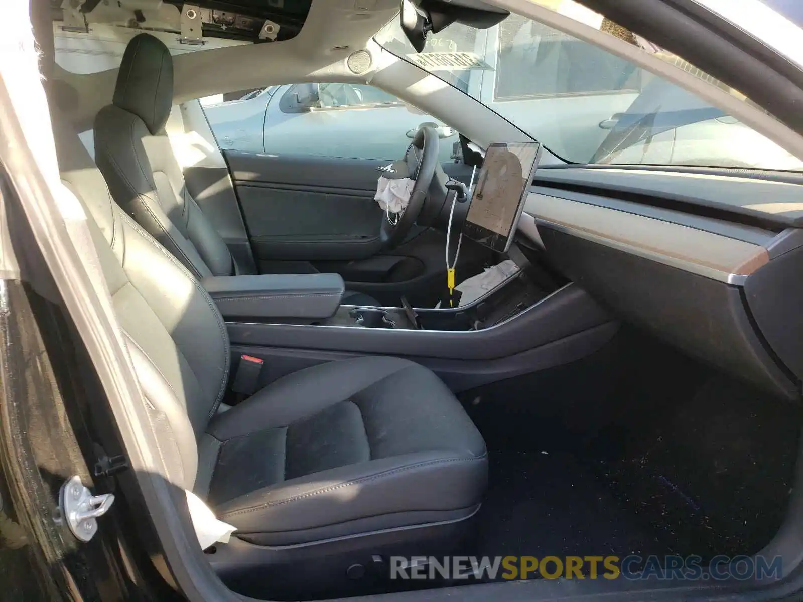 5 Photograph of a damaged car 5YJ3E1EA5KF410304 TESLA MODEL 3 2019