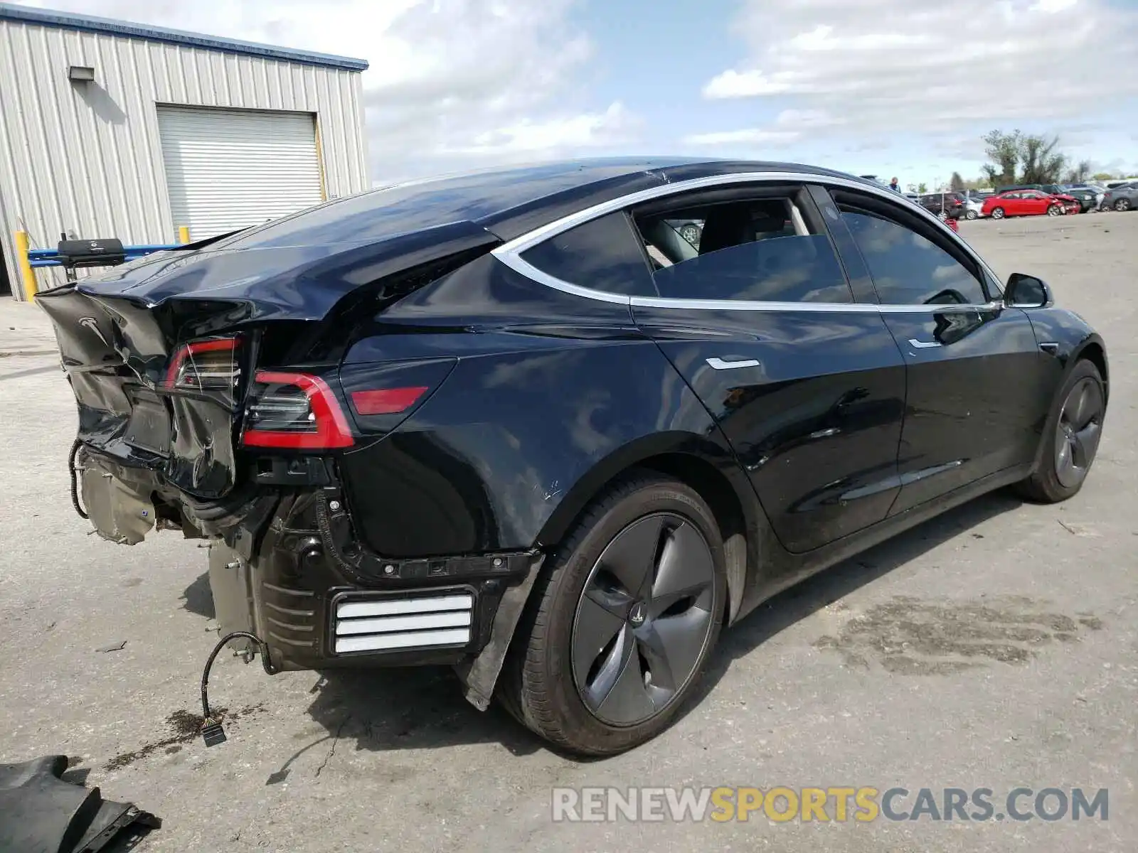 4 Photograph of a damaged car 5YJ3E1EA5KF410724 TESLA MODEL 3 2019