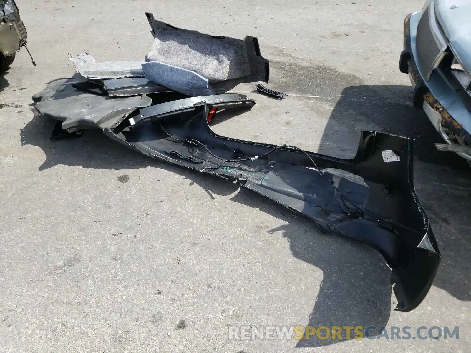 9 Photograph of a damaged car 5YJ3E1EA5KF410724 TESLA MODEL 3 2019