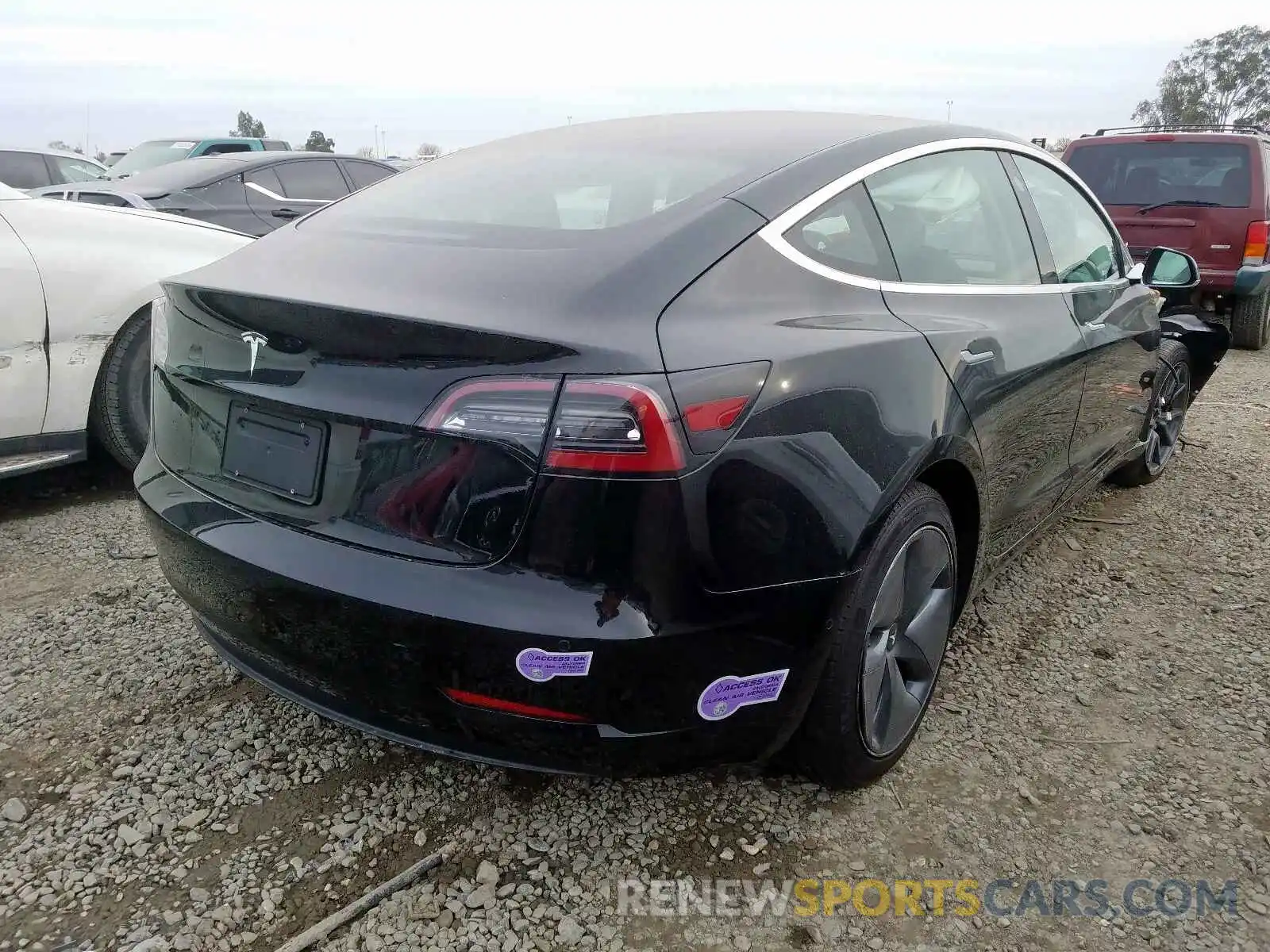 4 Фотография поврежденного автомобиля 5YJ3E1EA5KF415602 TESLA MODEL 3 2019