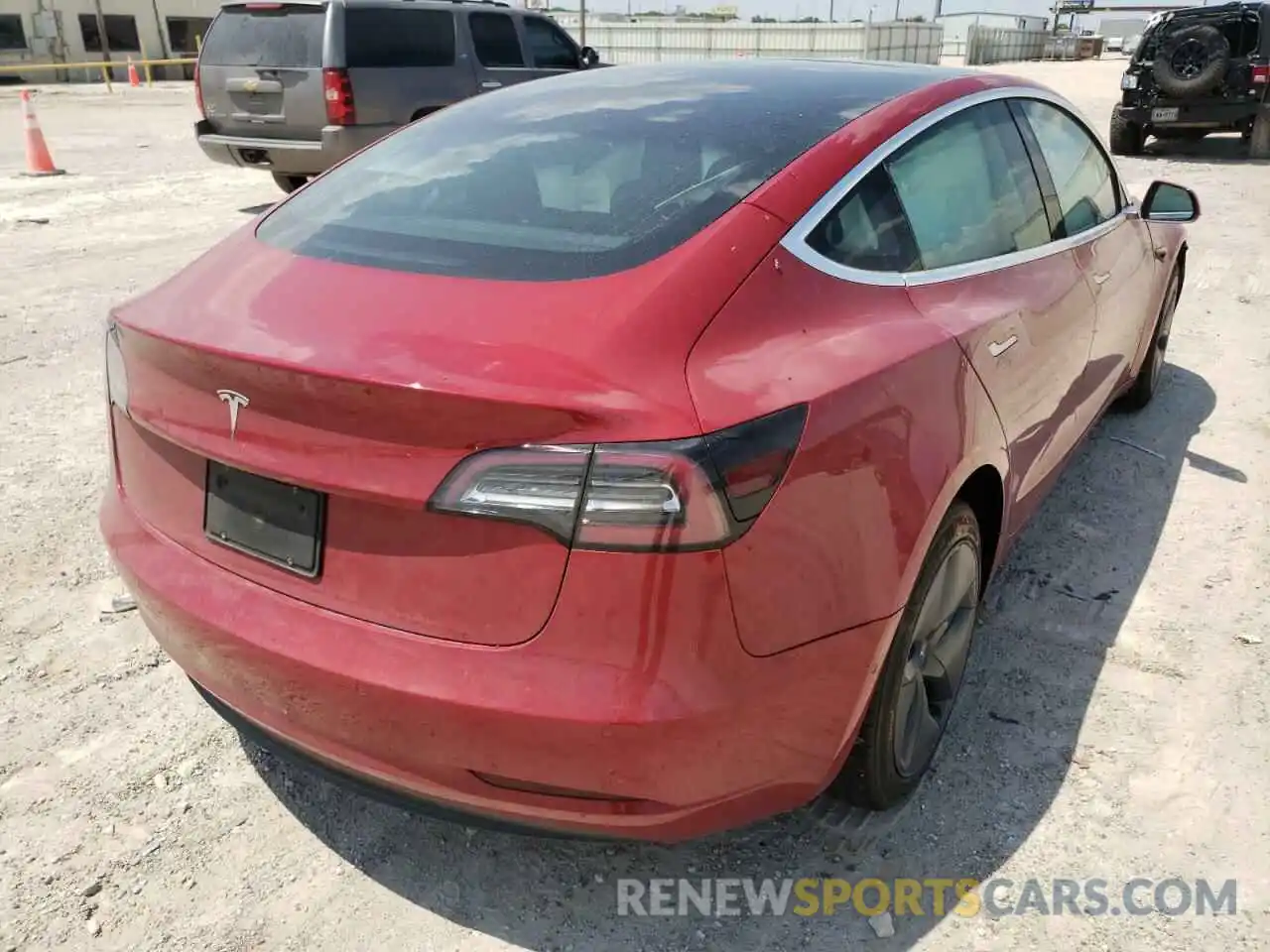 4 Photograph of a damaged car 5YJ3E1EA5KF416409 TESLA MODEL 3 2019