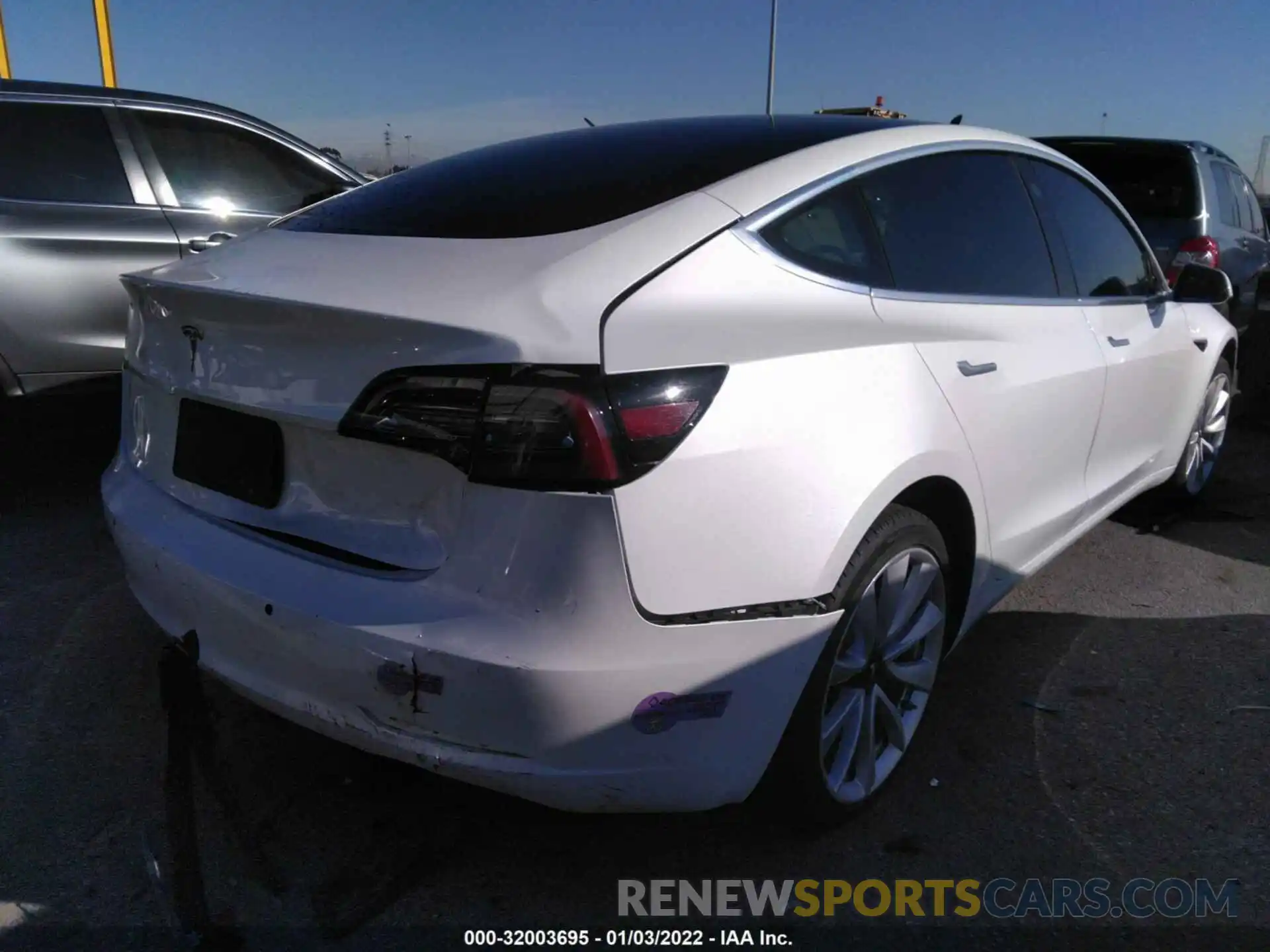 4 Photograph of a damaged car 5YJ3E1EA5KF417592 TESLA MODEL 3 2019