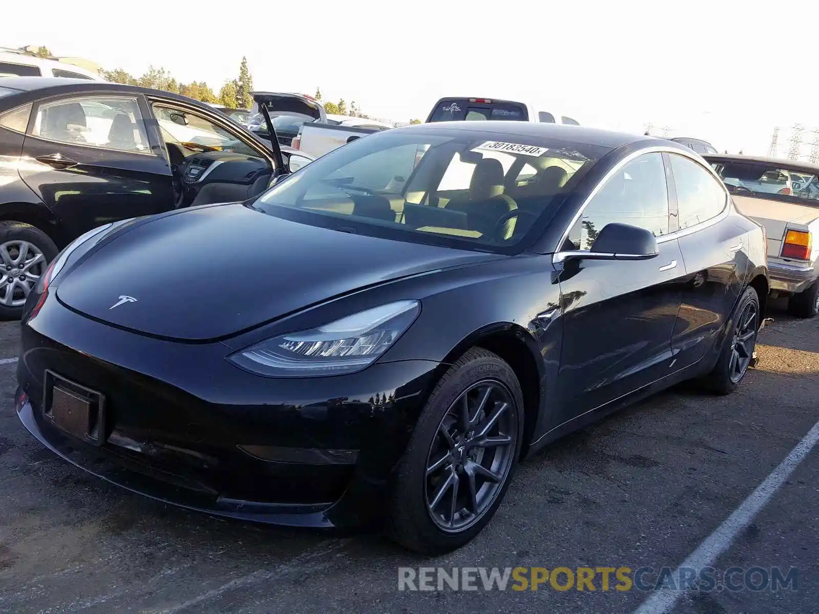 2 Фотография поврежденного автомобиля 5YJ3E1EA5KF426695 TESLA MODEL 3 2019