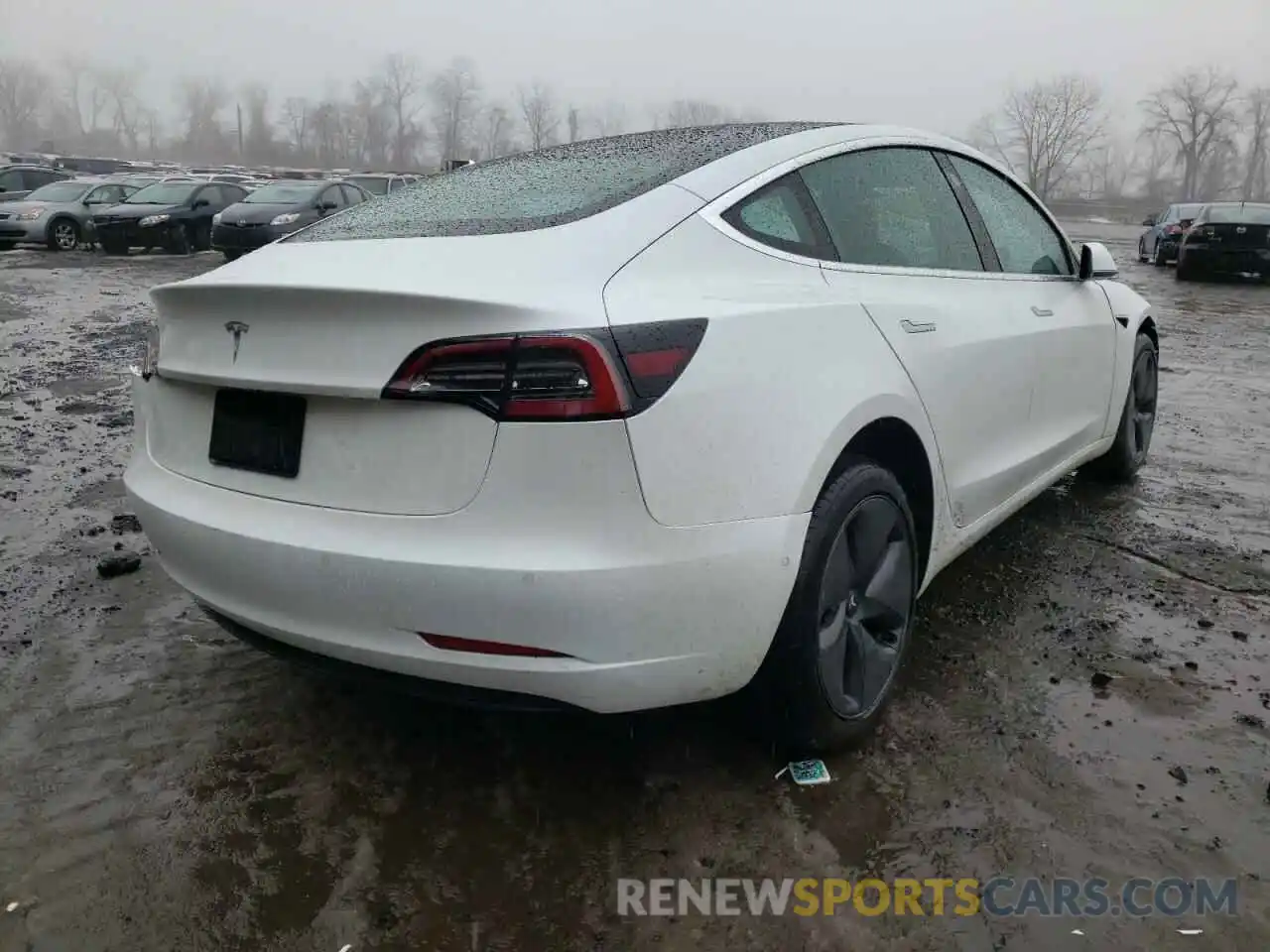 4 Фотография поврежденного автомобиля 5YJ3E1EA5KF430844 TESLA MODEL 3 2019