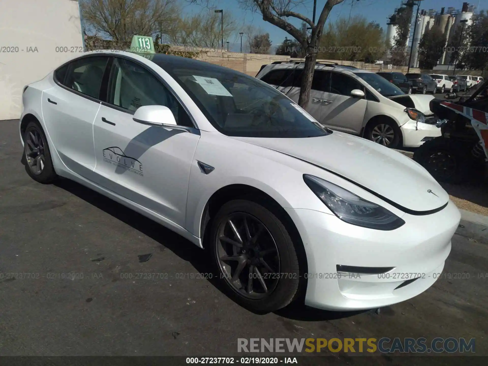 1 Photograph of a damaged car 5YJ3E1EA5KF431833 TESLA MODEL 3 2019