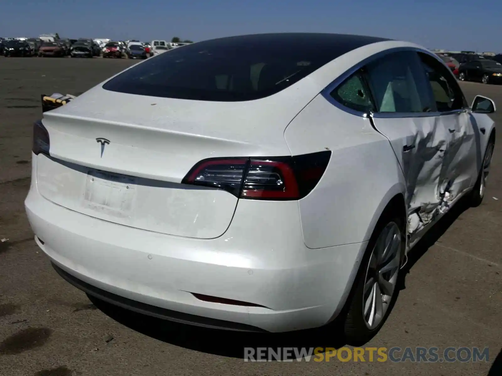 4 Photograph of a damaged car 5YJ3E1EA5KF434554 TESLA MODEL 3 2019