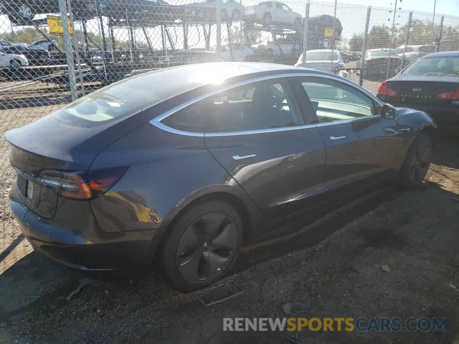 4 Photograph of a damaged car 5YJ3E1EA5KF435283 TESLA MODEL 3 2019