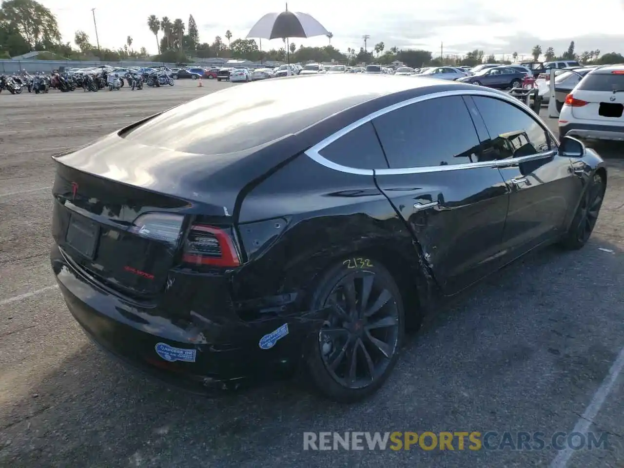 4 Photograph of a damaged car 5YJ3E1EA5KF441455 TESLA MODEL 3 2019