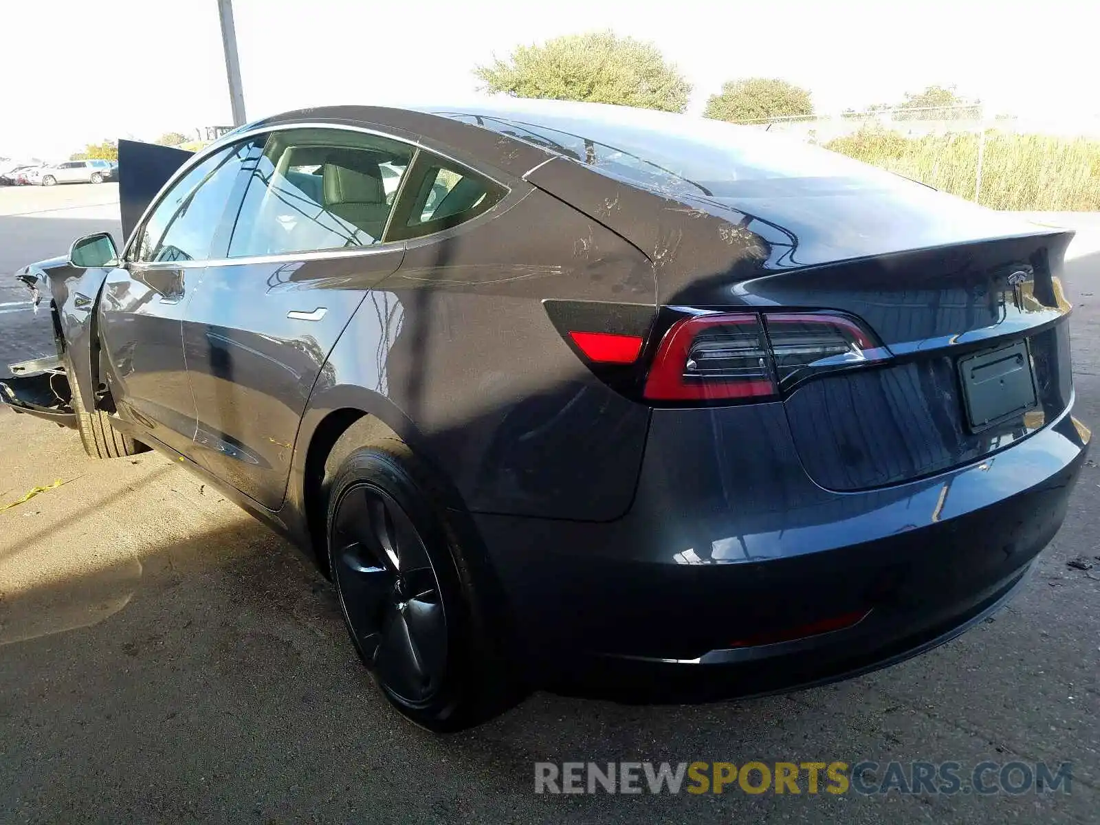 3 Photograph of a damaged car 5YJ3E1EA5KF447417 TESLA MODEL 3 2019