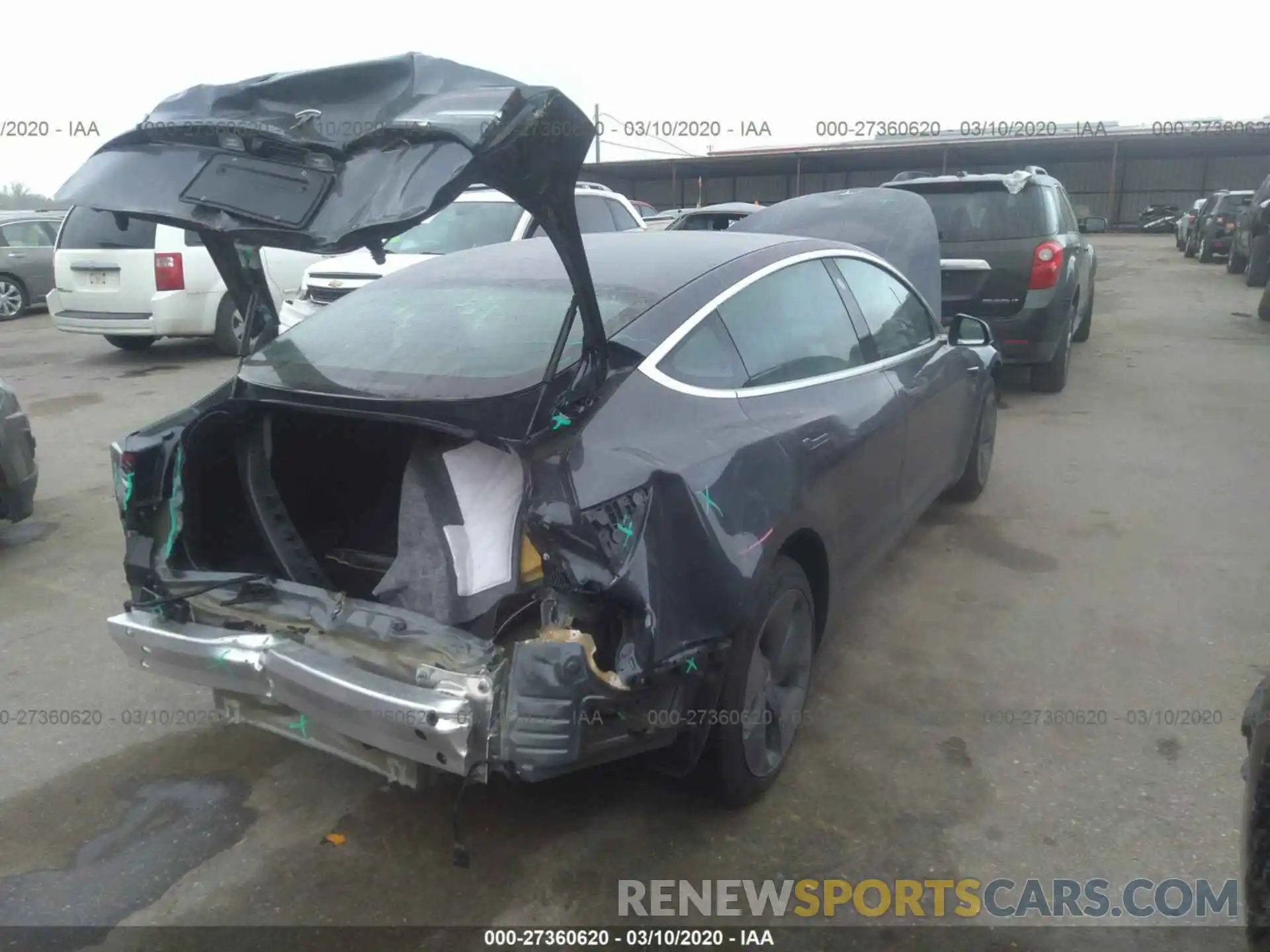 4 Photograph of a damaged car 5YJ3E1EA5KF464251 TESLA MODEL 3 2019