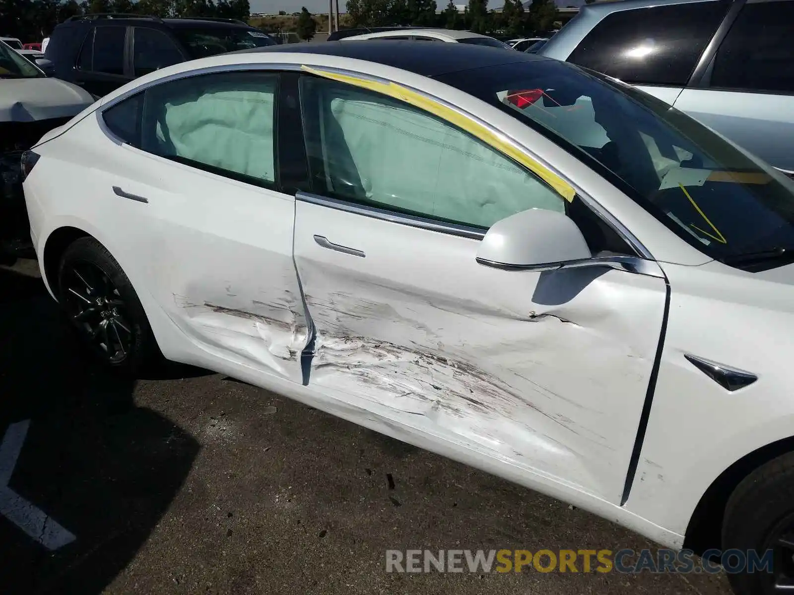 9 Photograph of a damaged car 5YJ3E1EA5KF482717 TESLA MODEL 3 2019