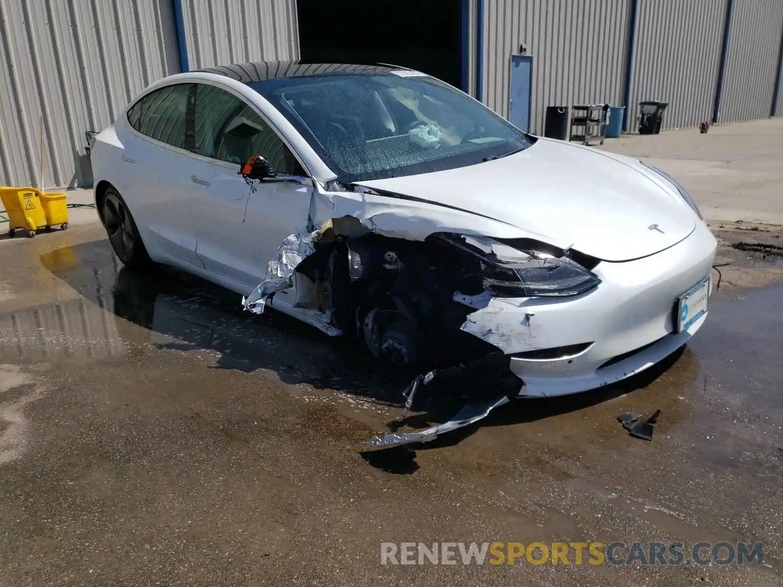 1 Photograph of a damaged car 5YJ3E1EA5KF484080 TESLA MODEL 3 2019