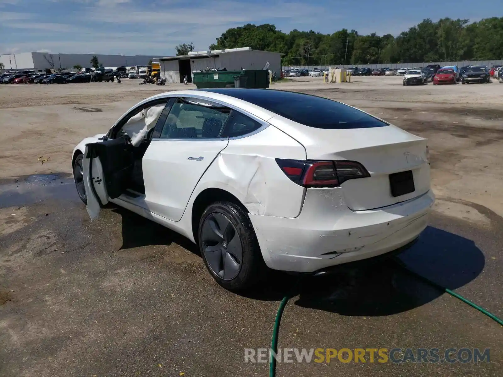 3 Photograph of a damaged car 5YJ3E1EA5KF484080 TESLA MODEL 3 2019