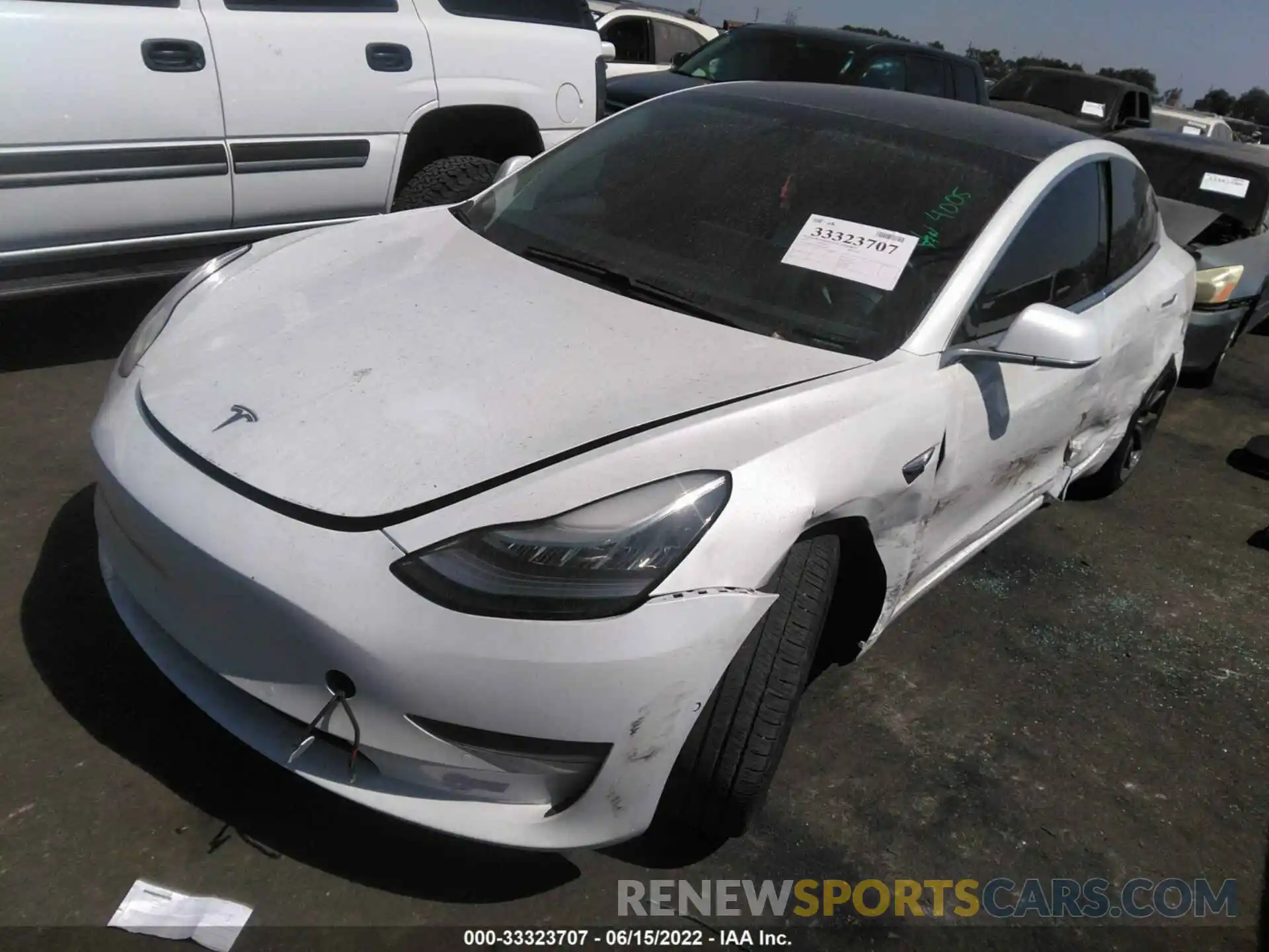 2 Photograph of a damaged car 5YJ3E1EA5KF504005 TESLA MODEL 3 2019