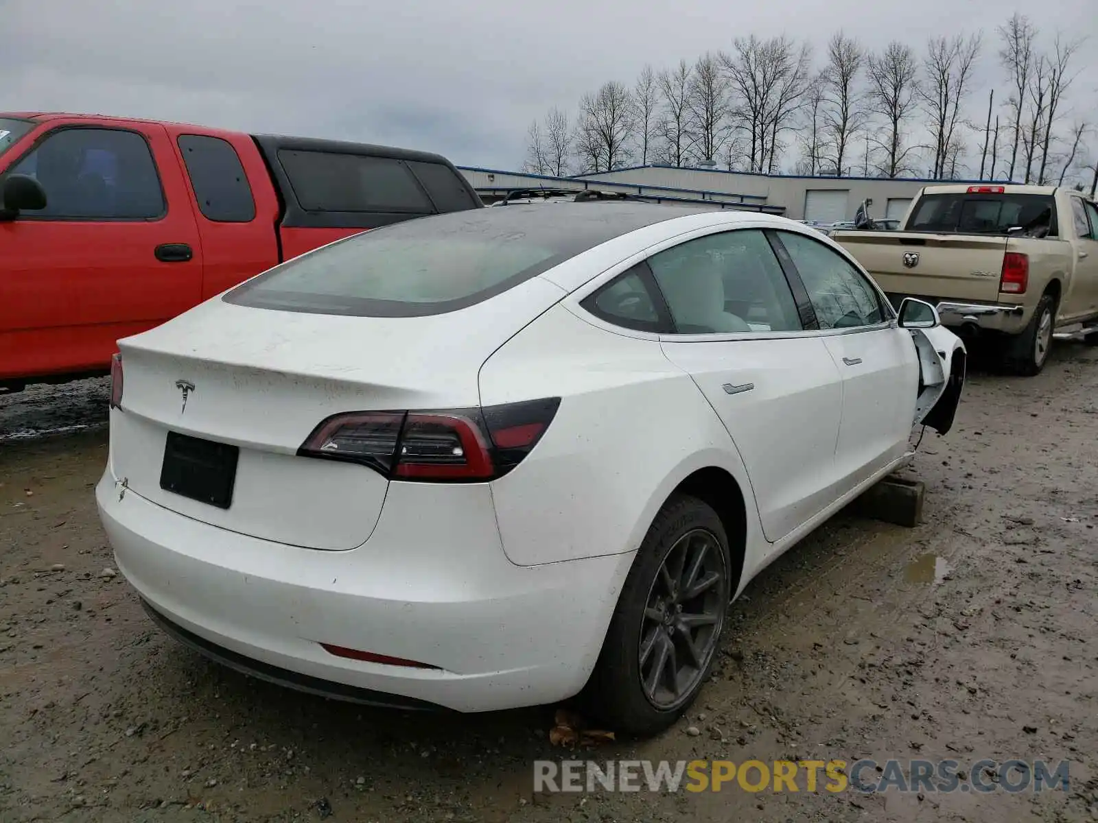 4 Фотография поврежденного автомобиля 5YJ3E1EA5KF509415 TESLA MODEL 3 2019