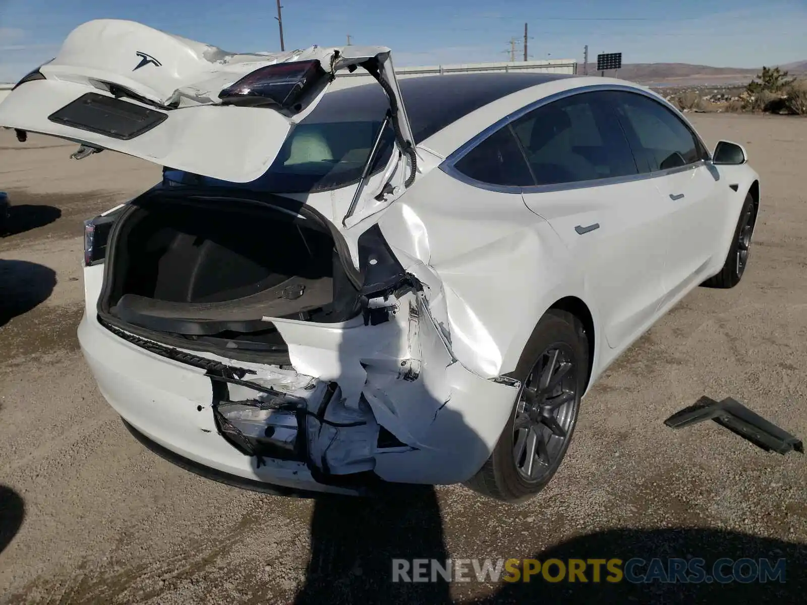4 Photograph of a damaged car 5YJ3E1EA5KF509446 TESLA MODEL 3 2019