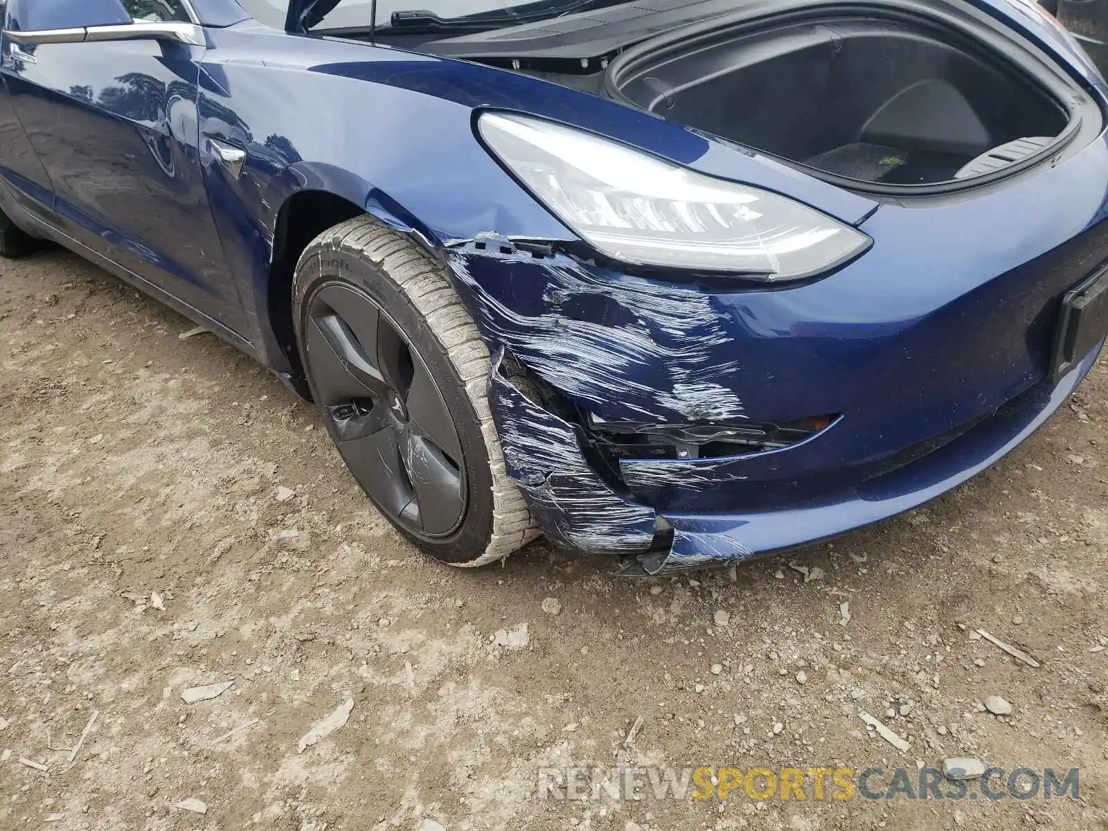 9 Photograph of a damaged car 5YJ3E1EA6KF190459 TESLA MODEL 3 2019