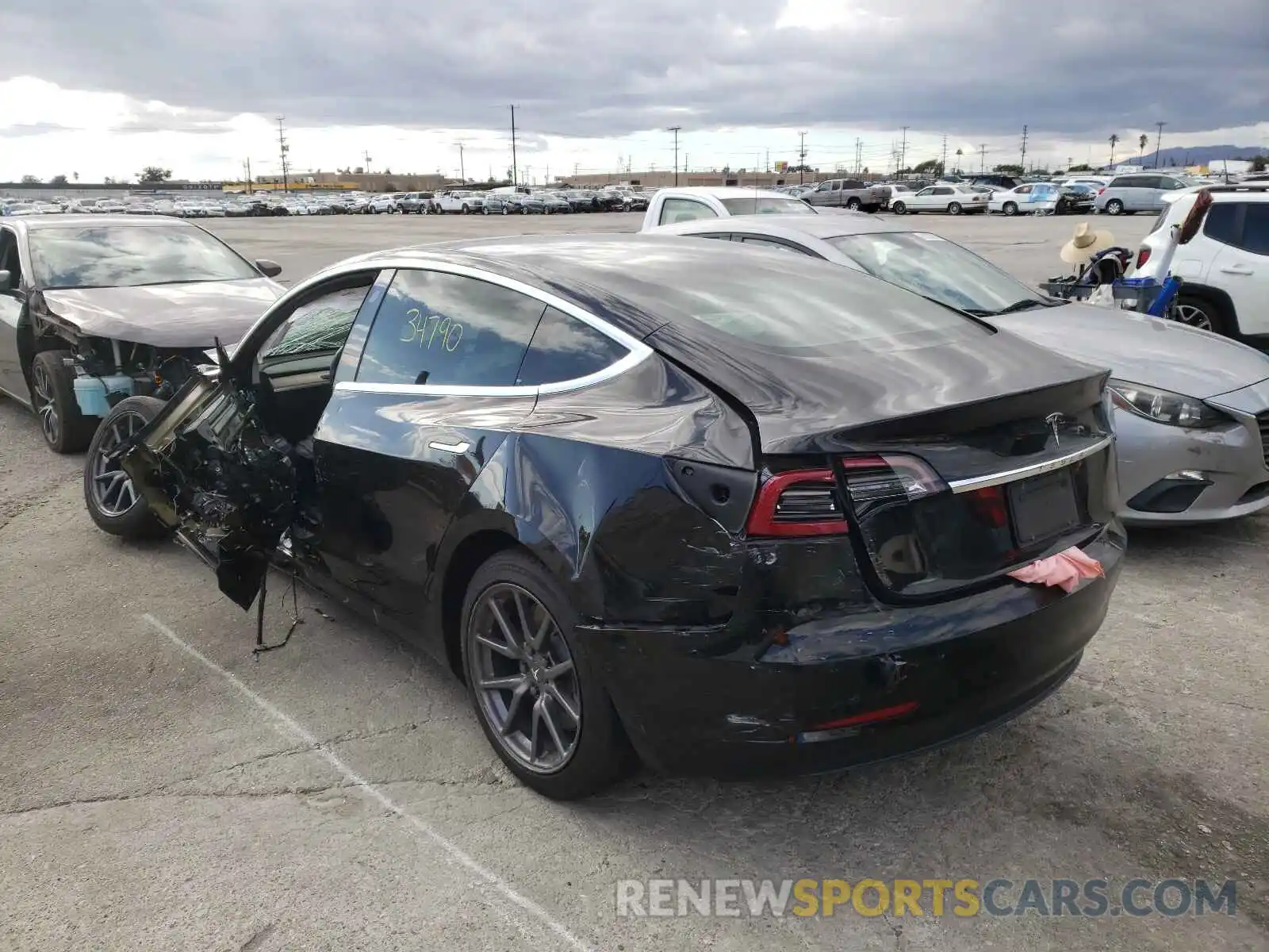 3 Photograph of a damaged car 5YJ3E1EA6KF198755 TESLA MODEL 3 2019