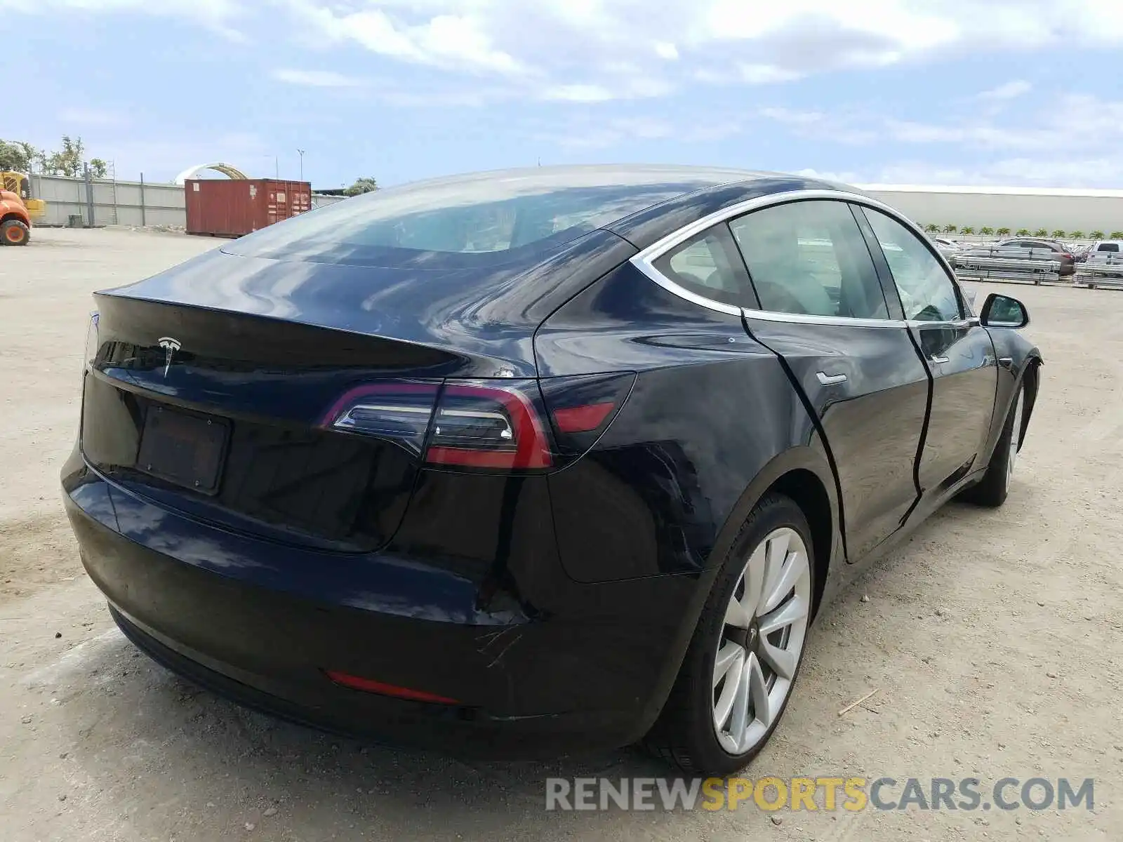 4 Photograph of a damaged car 5YJ3E1EA6KF302239 TESLA MODEL 3 2019