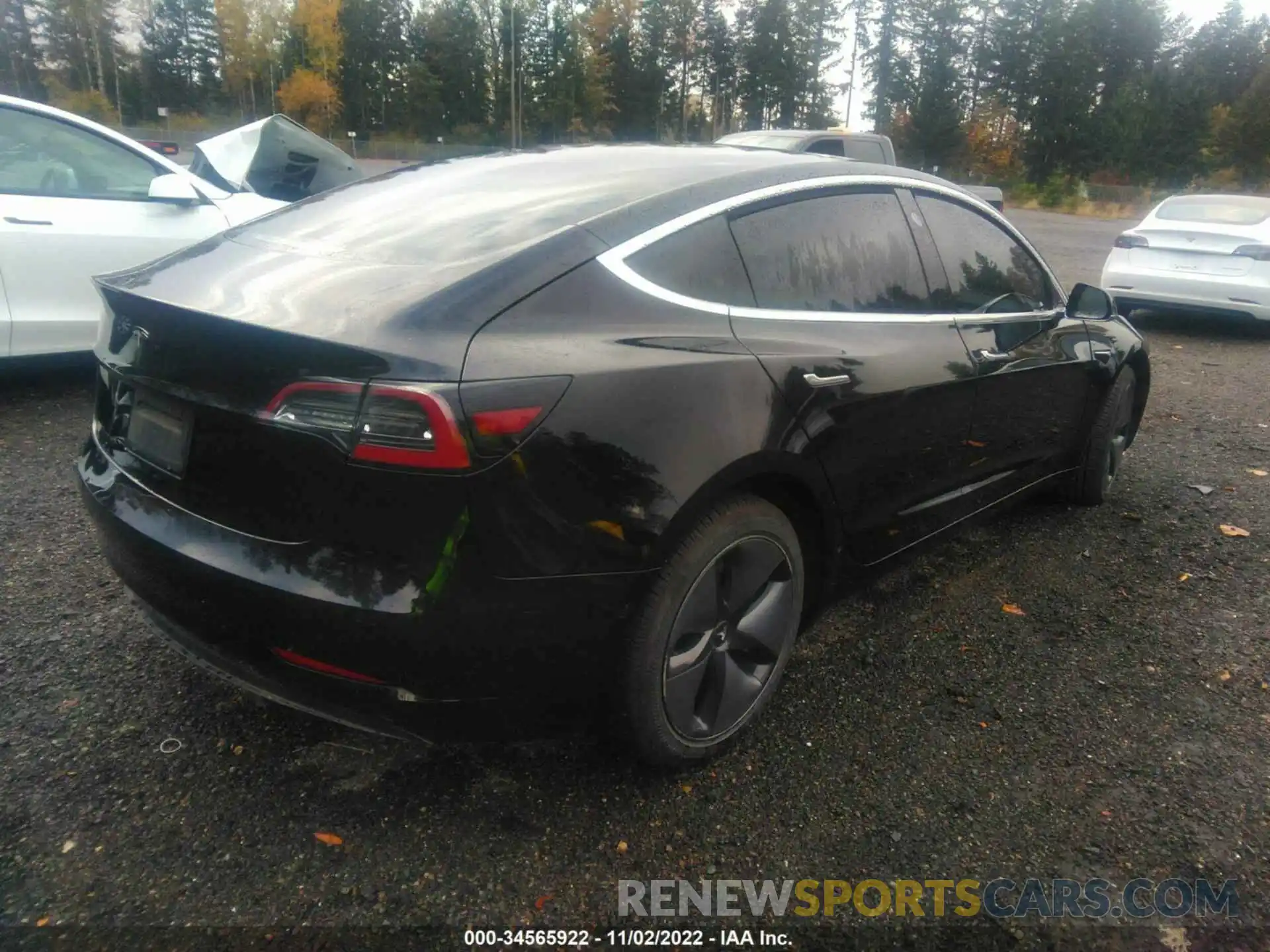 4 Photograph of a damaged car 5YJ3E1EA6KF304752 TESLA MODEL 3 2019