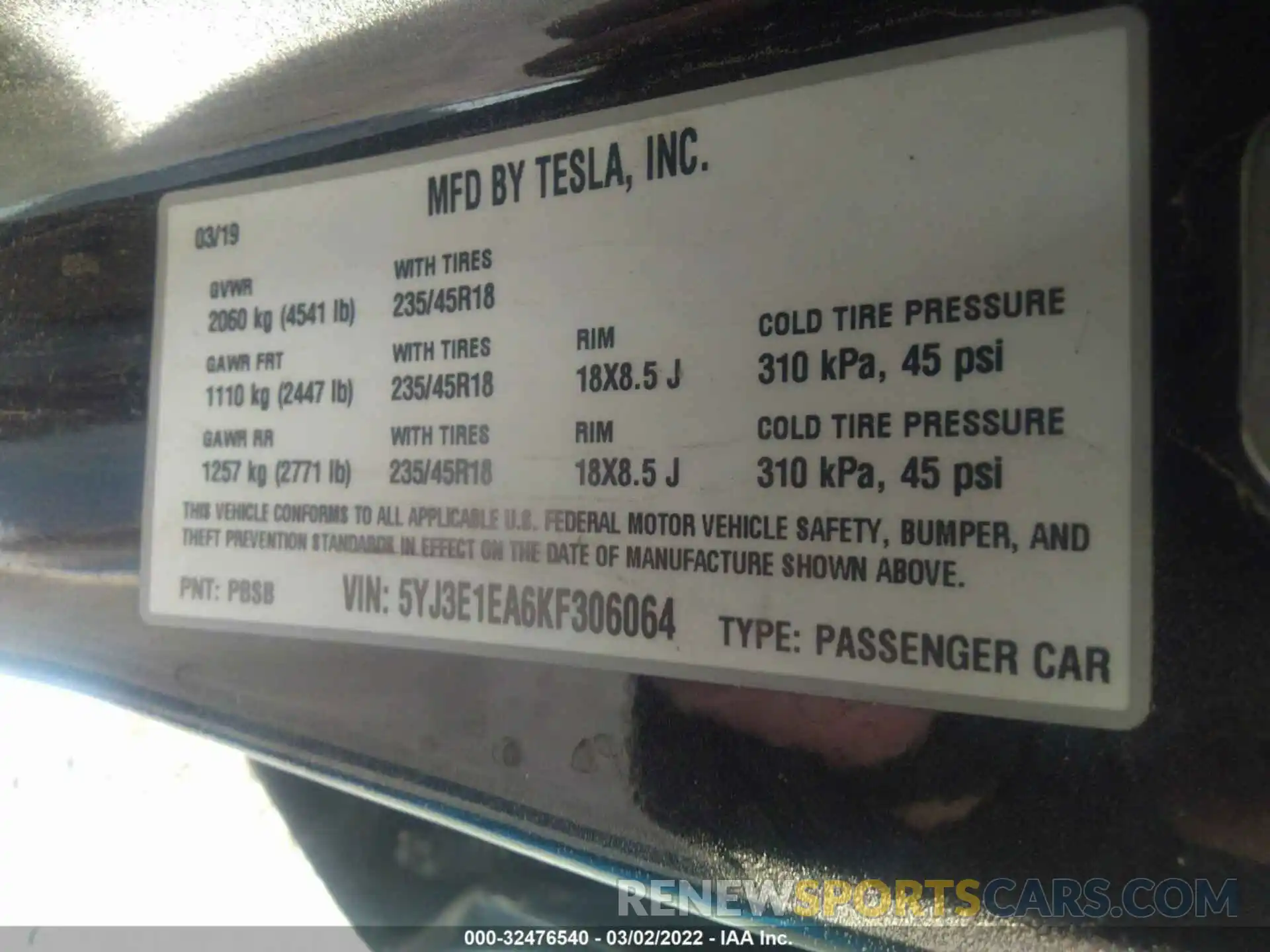 9 Photograph of a damaged car 5YJ3E1EA6KF306064 TESLA MODEL 3 2019