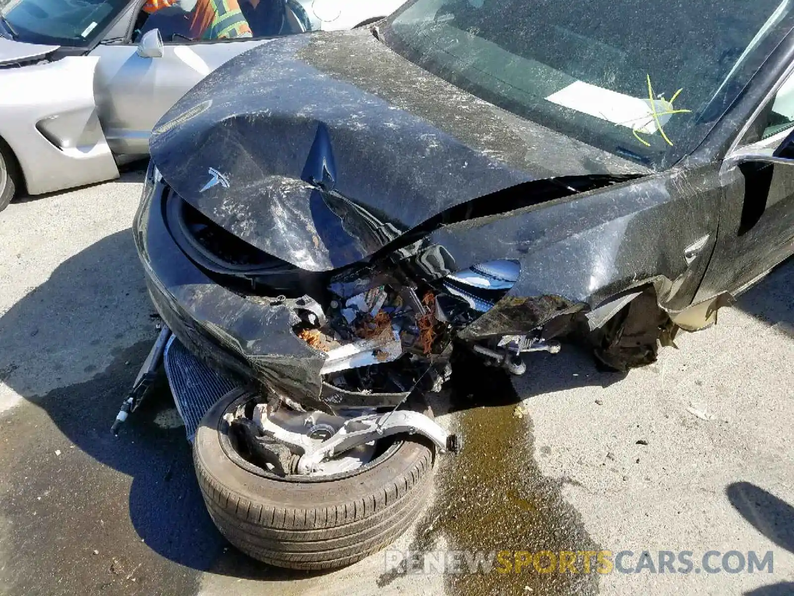 9 Photograph of a damaged car 5YJ3E1EA6KF306100 TESLA MODEL 3 2019