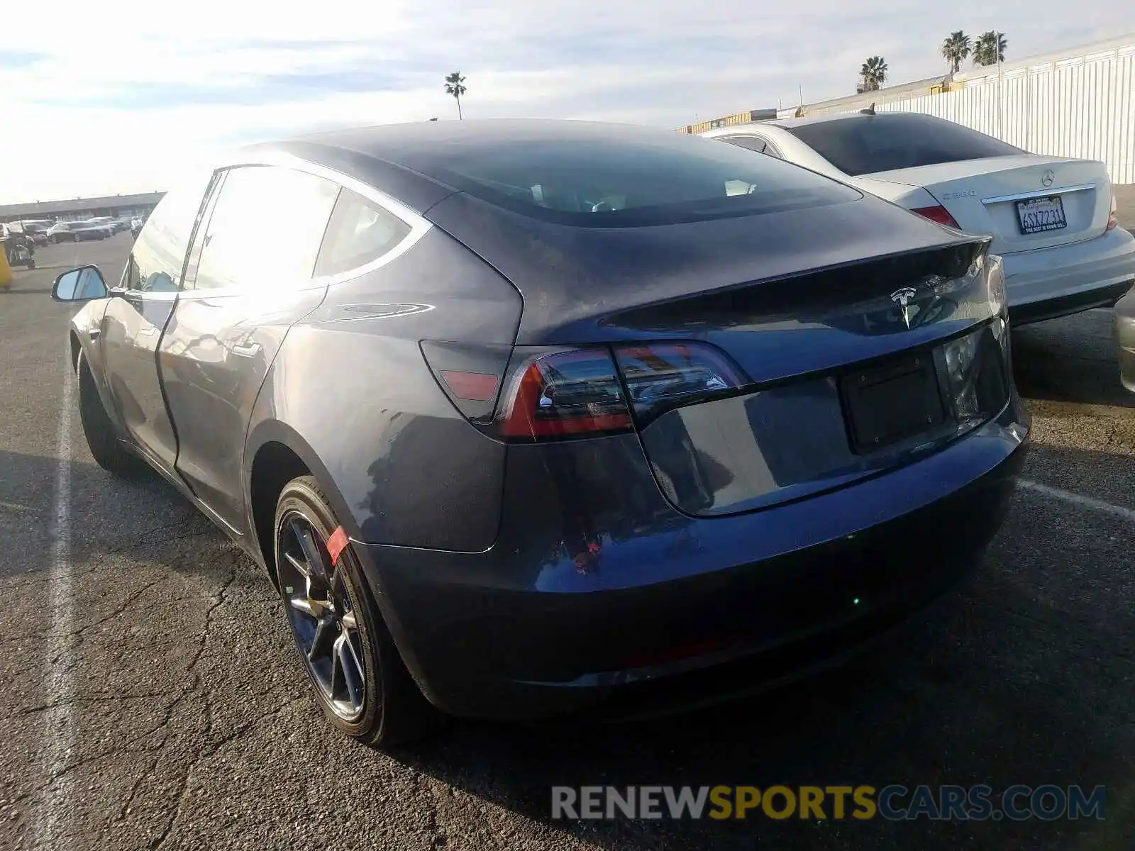 3 Photograph of a damaged car 5YJ3E1EA6KF308249 TESLA MODEL 3 2019