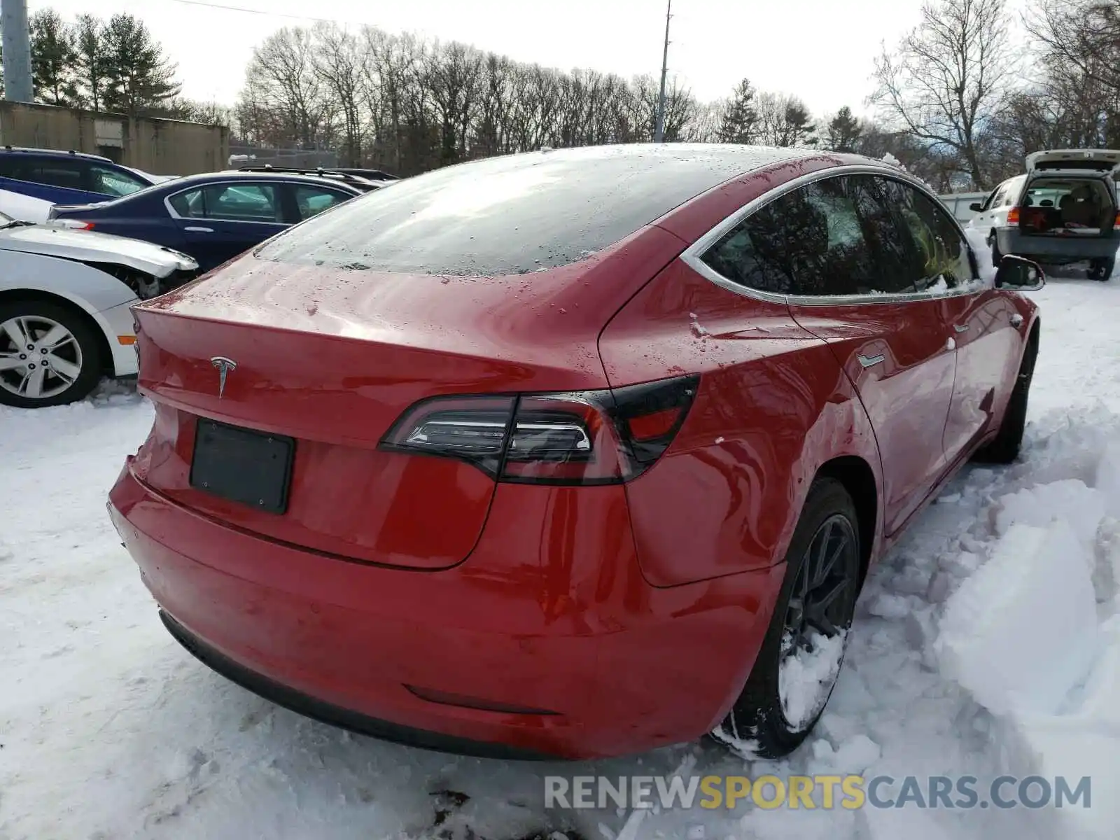 4 Photograph of a damaged car 5YJ3E1EA6KF308672 TESLA MODEL 3 2019