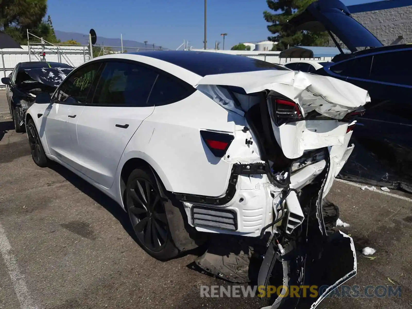 3 Photograph of a damaged car 5YJ3E1EA6KF311703 TESLA MODEL 3 2019